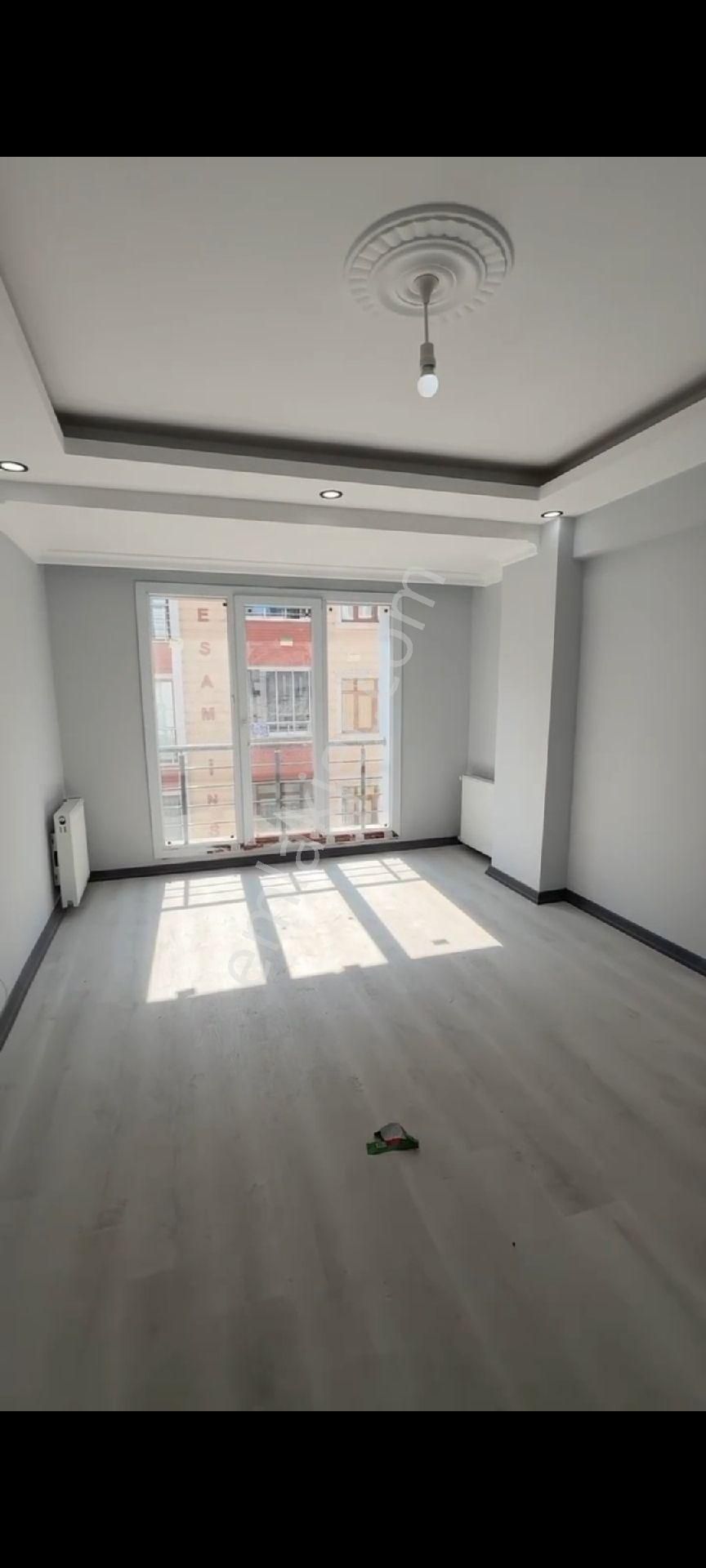 İstanbul Esenyurta Örnek Göçmenler Mahlesinde Sıfır Daire Acil Satılık