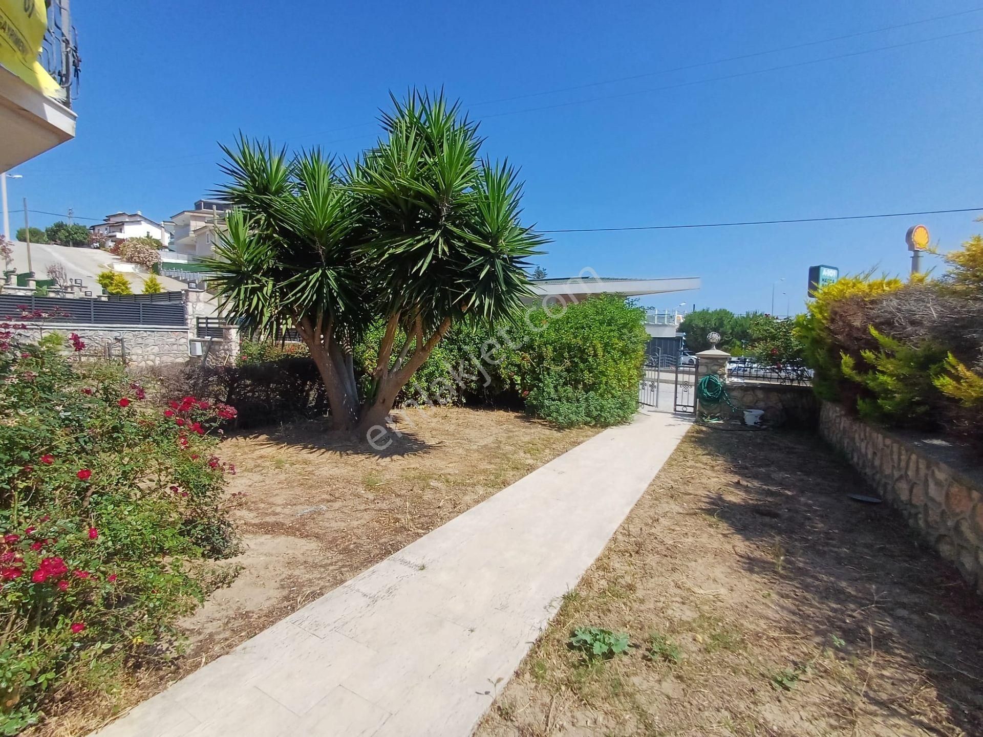 Boyalık Beachotel Karşısı Denize Plaja 250 M Yürüme 3+1 Villa - Görsel 13