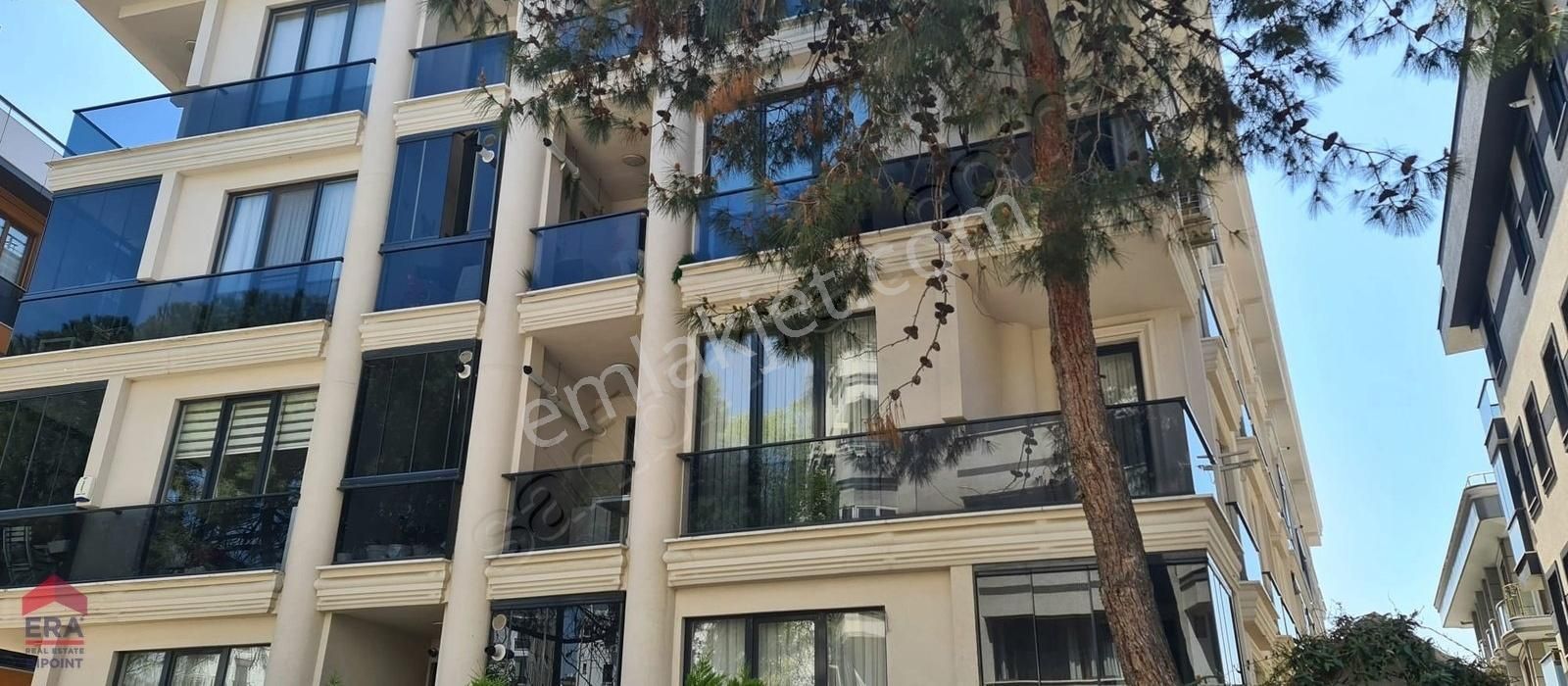 Küçüktur Yolun En Elit Yerde Marmaray Sokağında Deniz Manzaralı