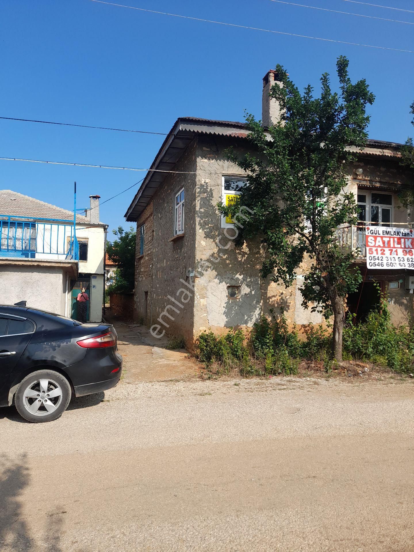 Konya Beyşehir Gül Emlaktan İhüyük İmrenler Mah Satlık 2 Katlı Taş Bina Ve Bahçesi - Görsel 2