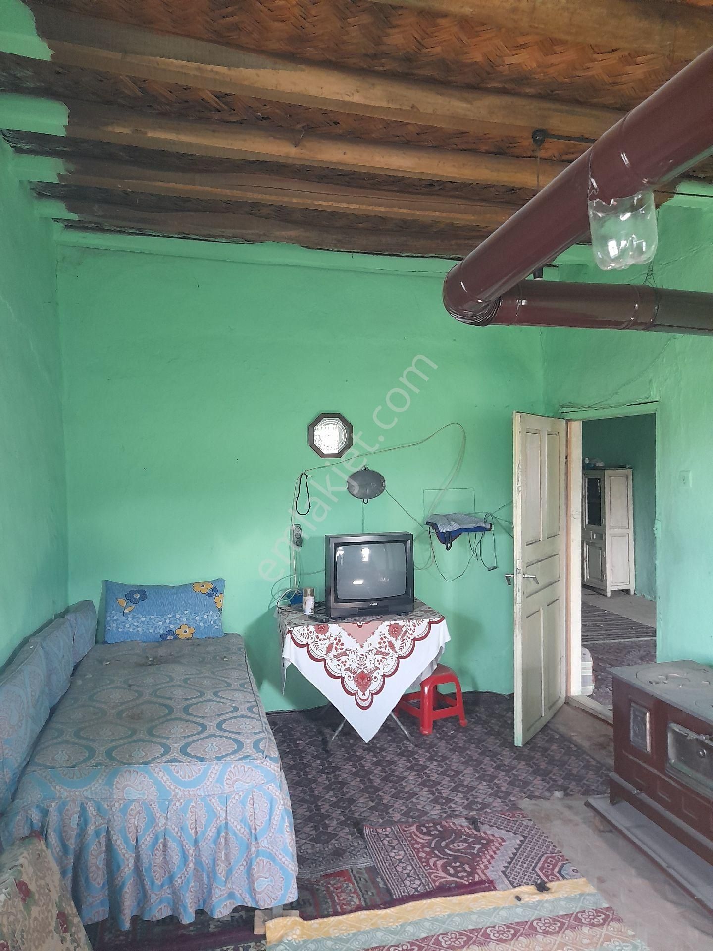 Konya Beyşehir Gül Emlaktan İhüyük İmrenler Mah Satlık 2 Katlı Taş Bina Ve Bahçesi - Görsel 13