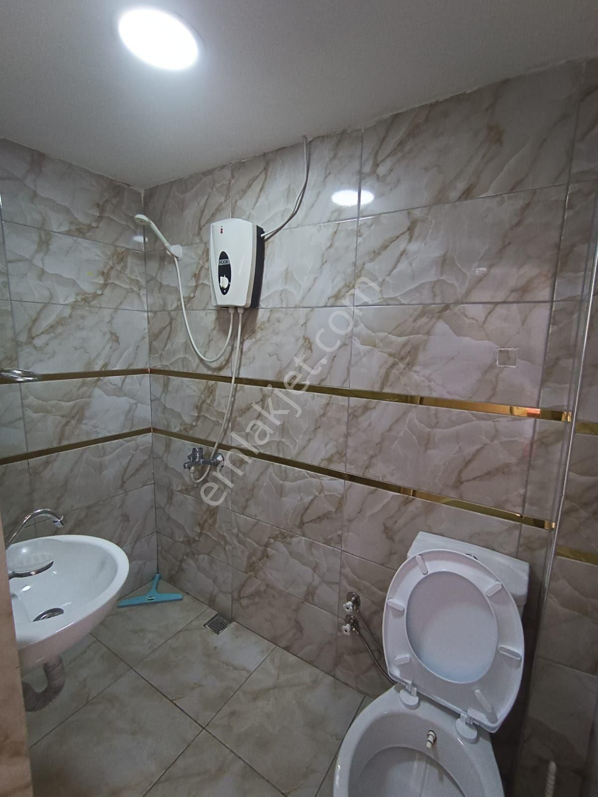 Baraj Yoluda Eşyalı Daire 1/1