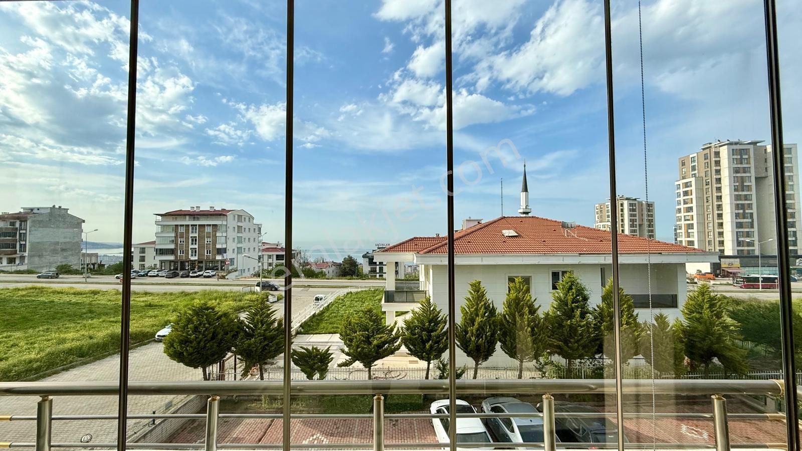 Revizyon Dıamond’dan Deniz Manzaralı 185 M2 Net 4+1 Daire