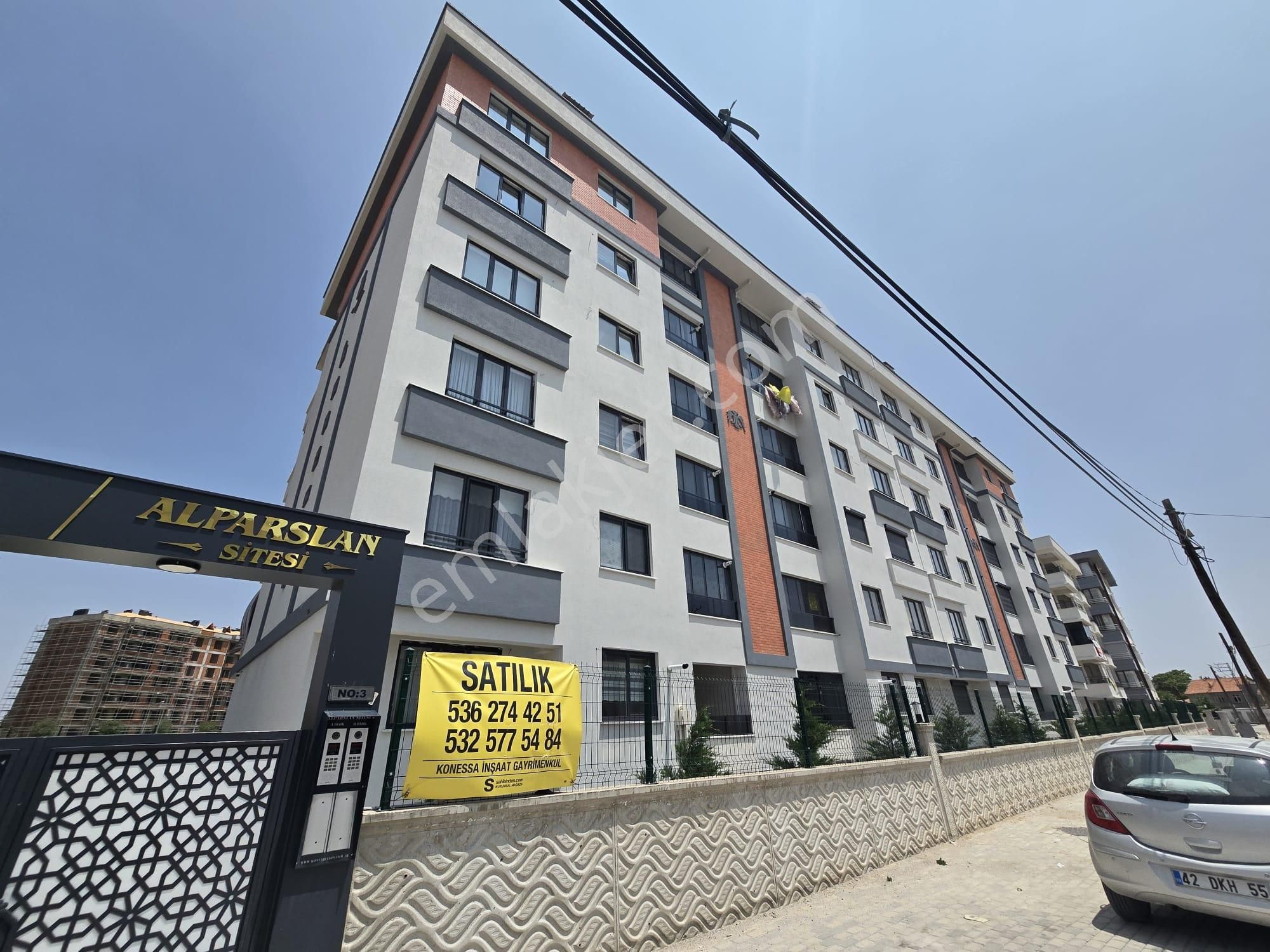 Uluırmak Mahallesi Gazanfer Caddesinde Site İçi 2+1 Sıfır Kiralık Daire