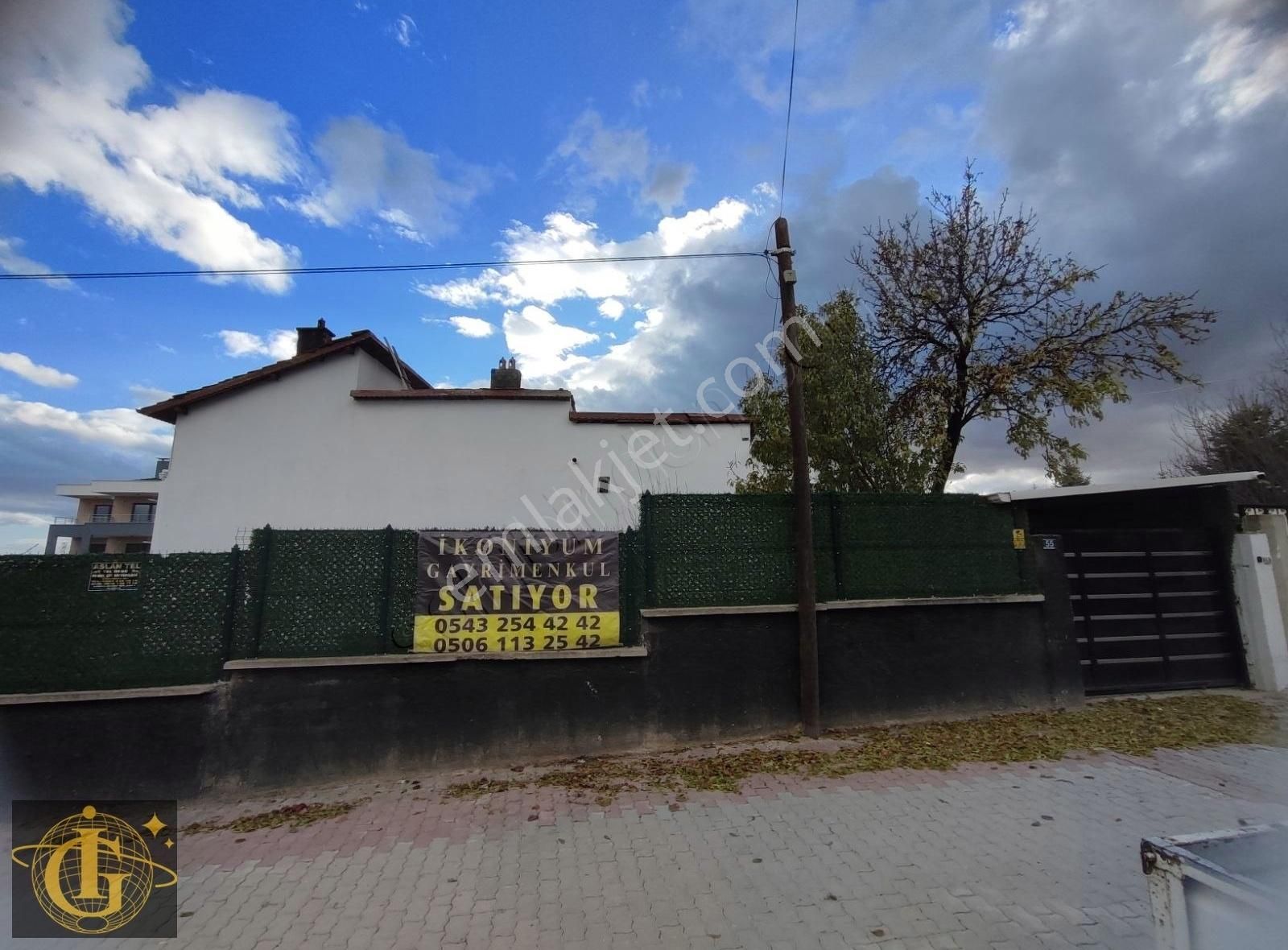 İkoniyum'dan Erenköy Mah. Satılık 1372 M² Arsalı Villa