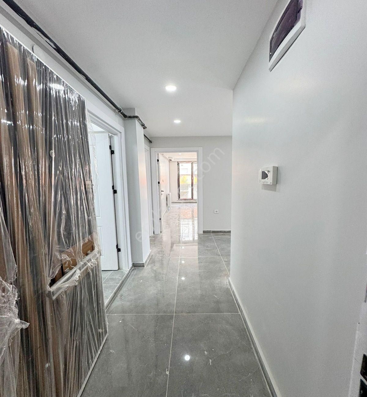 Avcılar Merkezde Sıfır 2+1 Kullanışlı Satılık Daire - Görsel 17