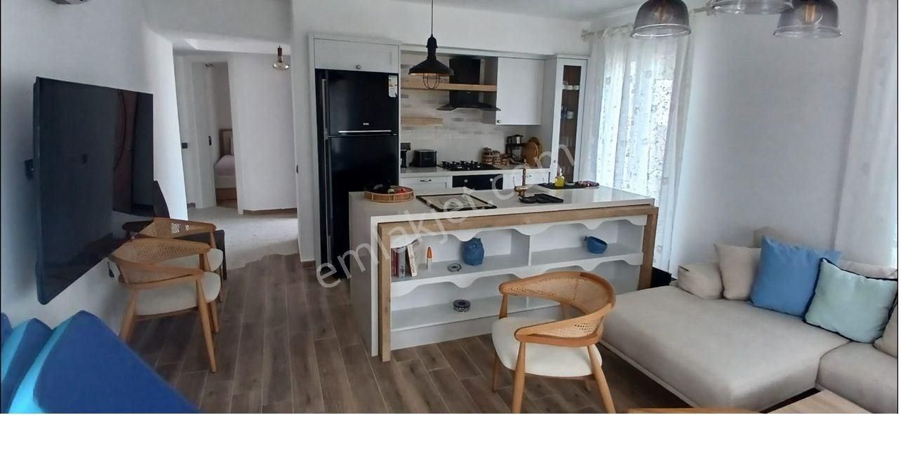 Bodrum Gümüşlük'de Eşsiz Deniz Manzaralı 2+1 Daire!