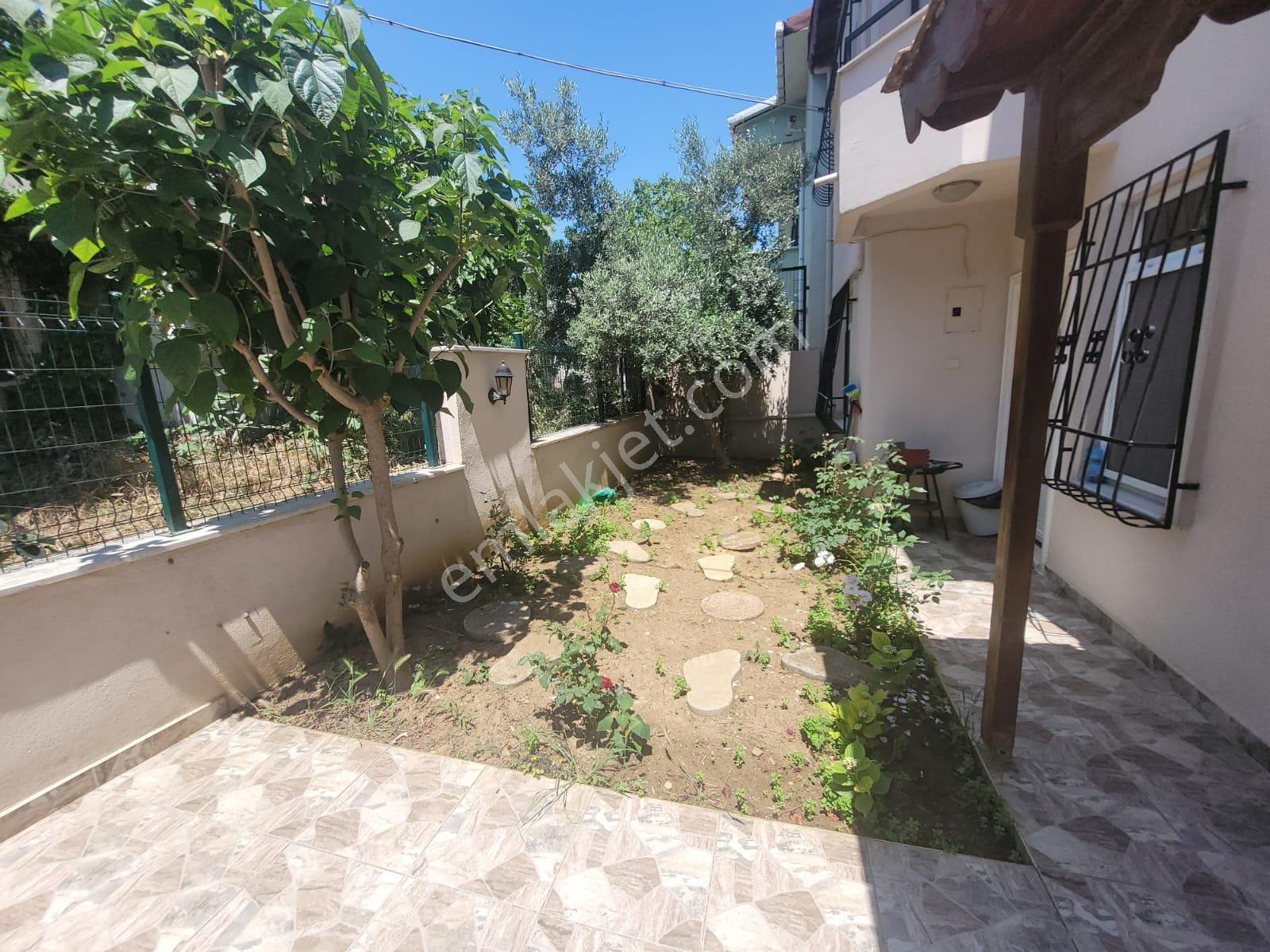 Delux'den Topağaç Mah.'de Denize Yürüme Mesafesinde Villa - Görsel 4