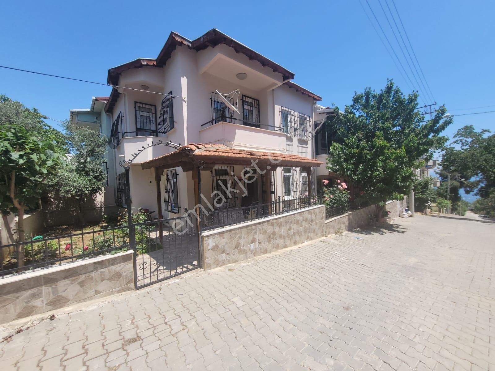 Delux'den Topağaç Mah.'de Denize Yürüme Mesafesinde Villa - Görsel 26