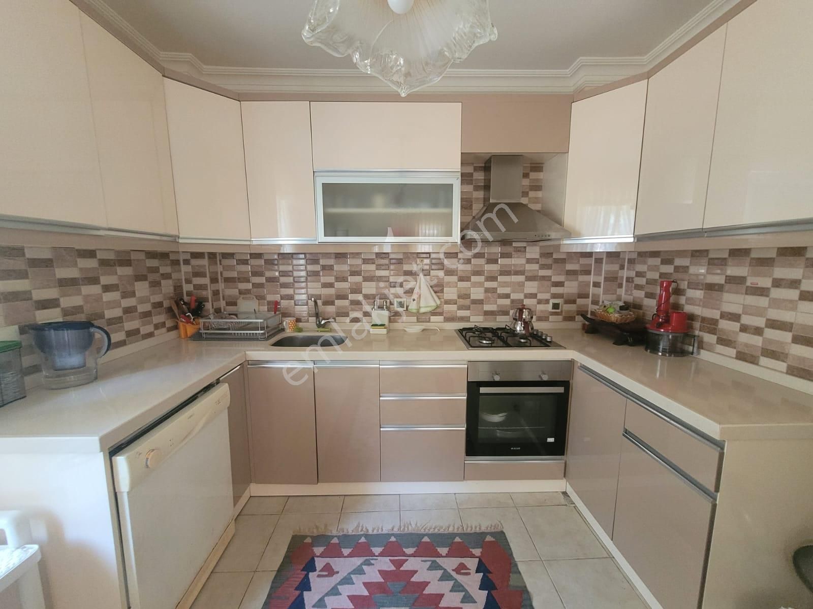 Delux'den Topağaç Mah.'de Denize Yürüme Mesafesinde Villa - Görsel 10