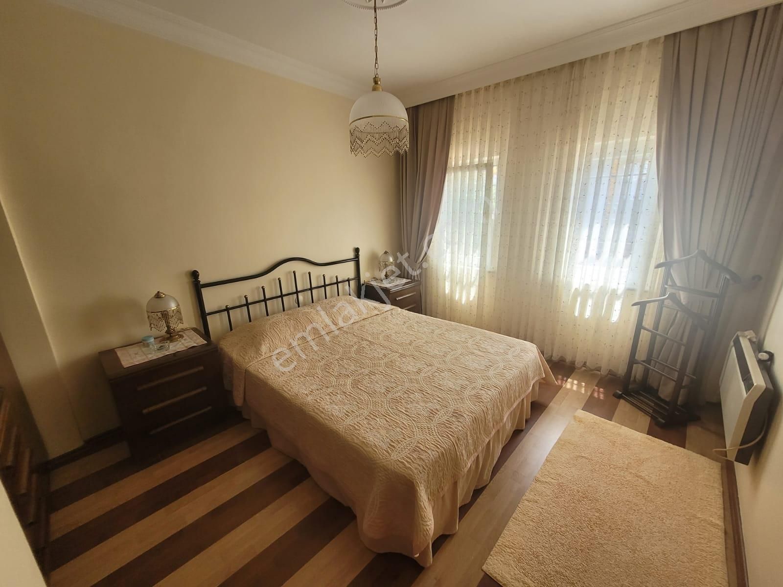 Delux'den Topağaç Mah.'de Denize Yürüme Mesafesinde Villa - Görsel 16