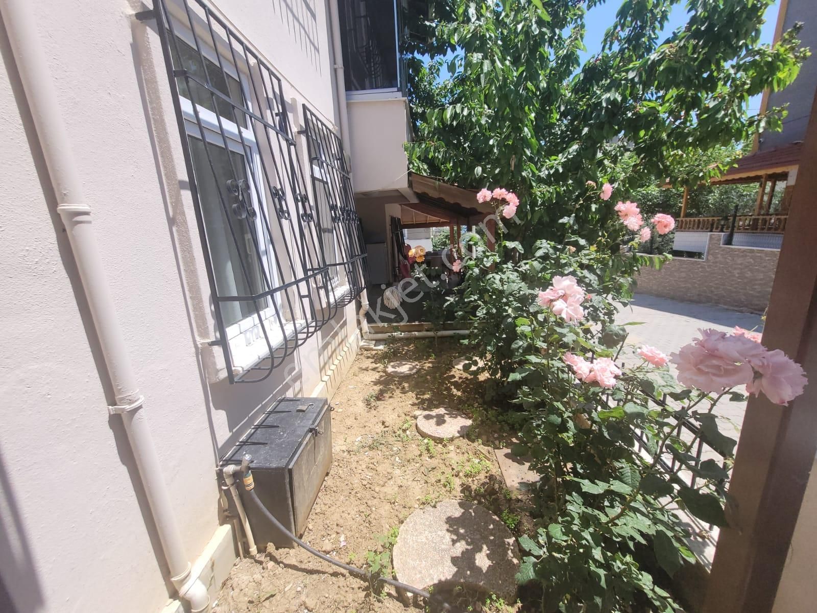 Delux'den Topağaç Mah.'de Denize Yürüme Mesafesinde Villa - Görsel 5