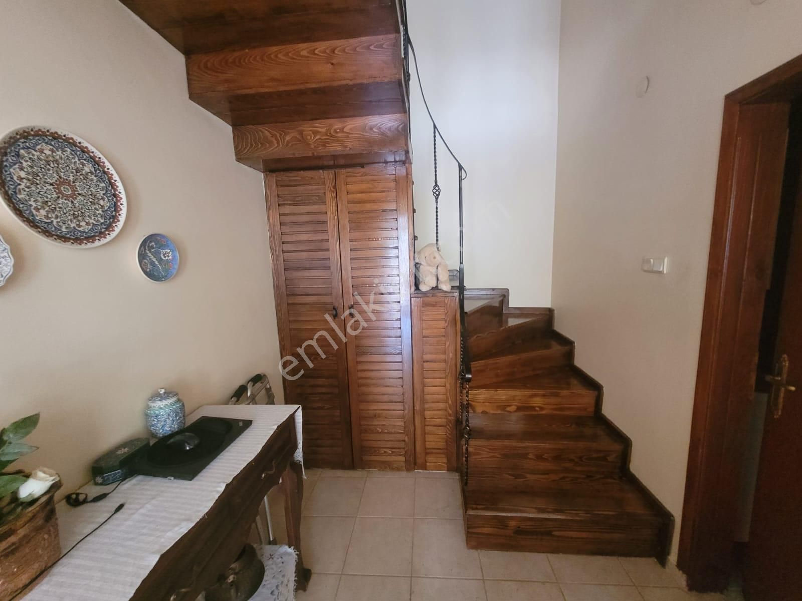 Delux'den Topağaç Mah.'de Denize Yürüme Mesafesinde Villa - Görsel 11