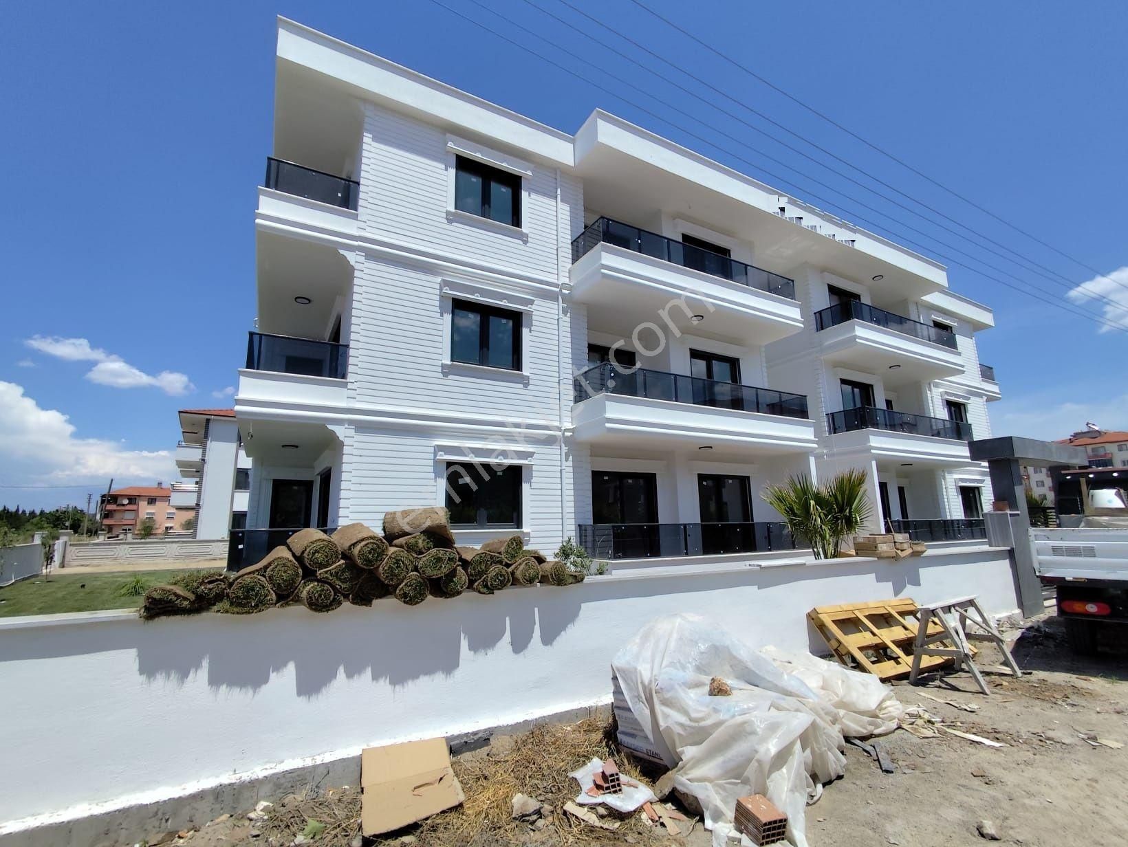 Ayvalık Altınovada Akılı Sistemli 3 Katlı Binanın 2+1 Sıfır Lüks Daire - Görsel 2