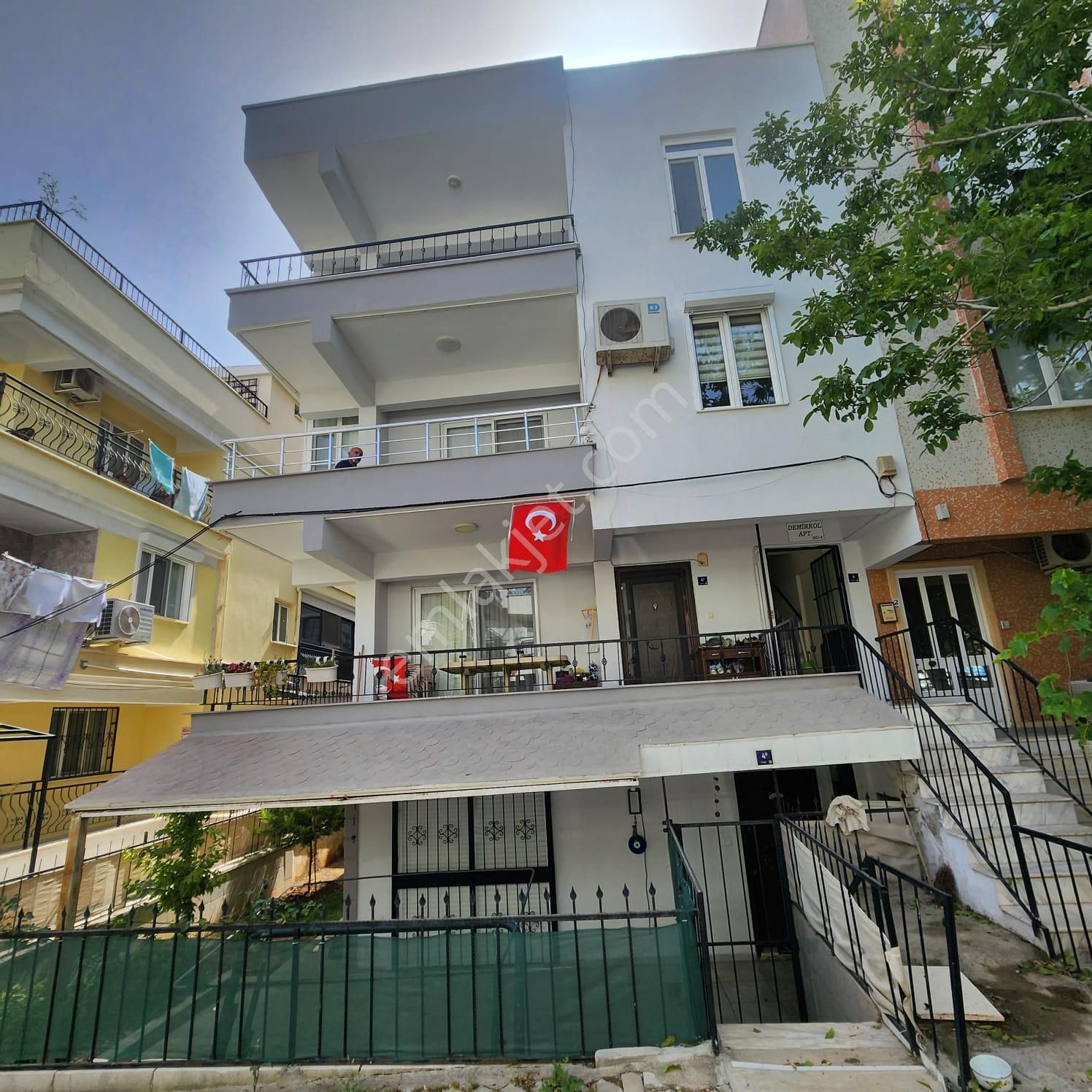 Didim Çamlıkta Full Deniz Manzaralı 3+1 Ayrı Mutfak Daire