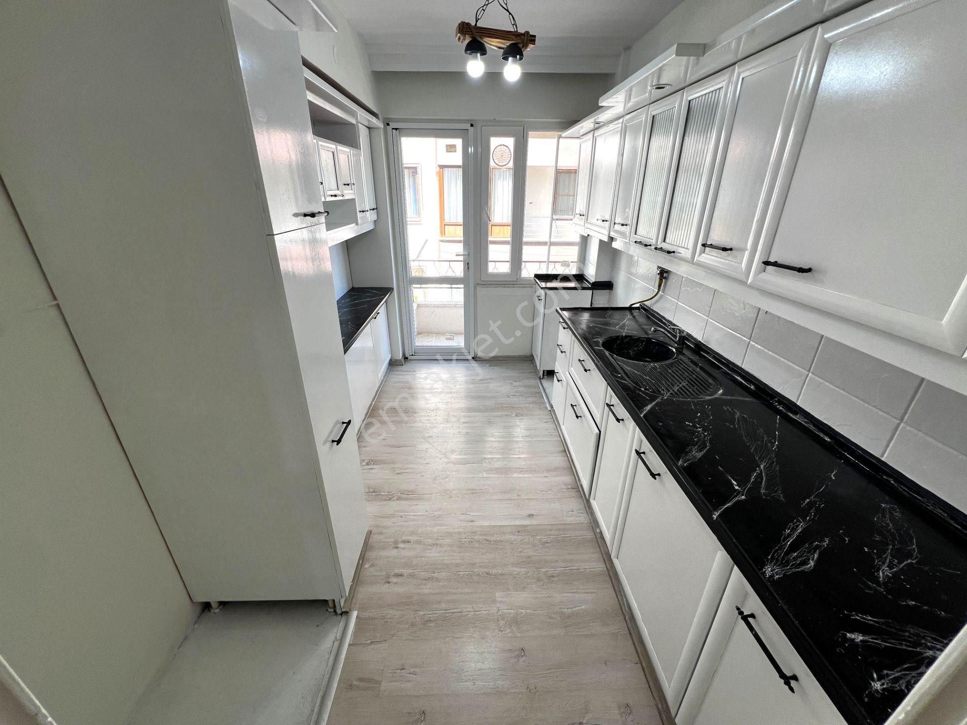 Yiğit'ten Altınkum Ege Kafe Yanı 3+1öncephe Arakat Satılık Daire