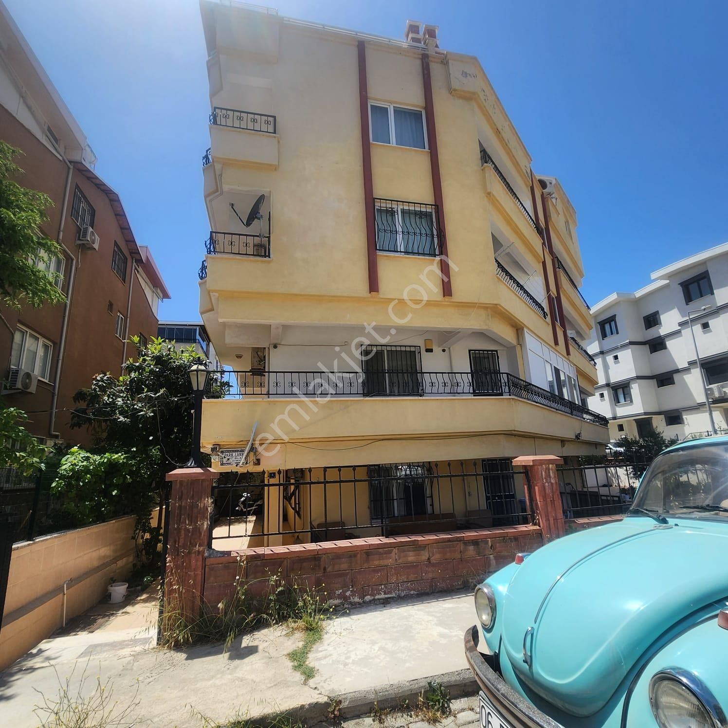 Didim Çamlık Mahallesinde Bahçe Katı 2+1 Daire Eşyalı Satılık