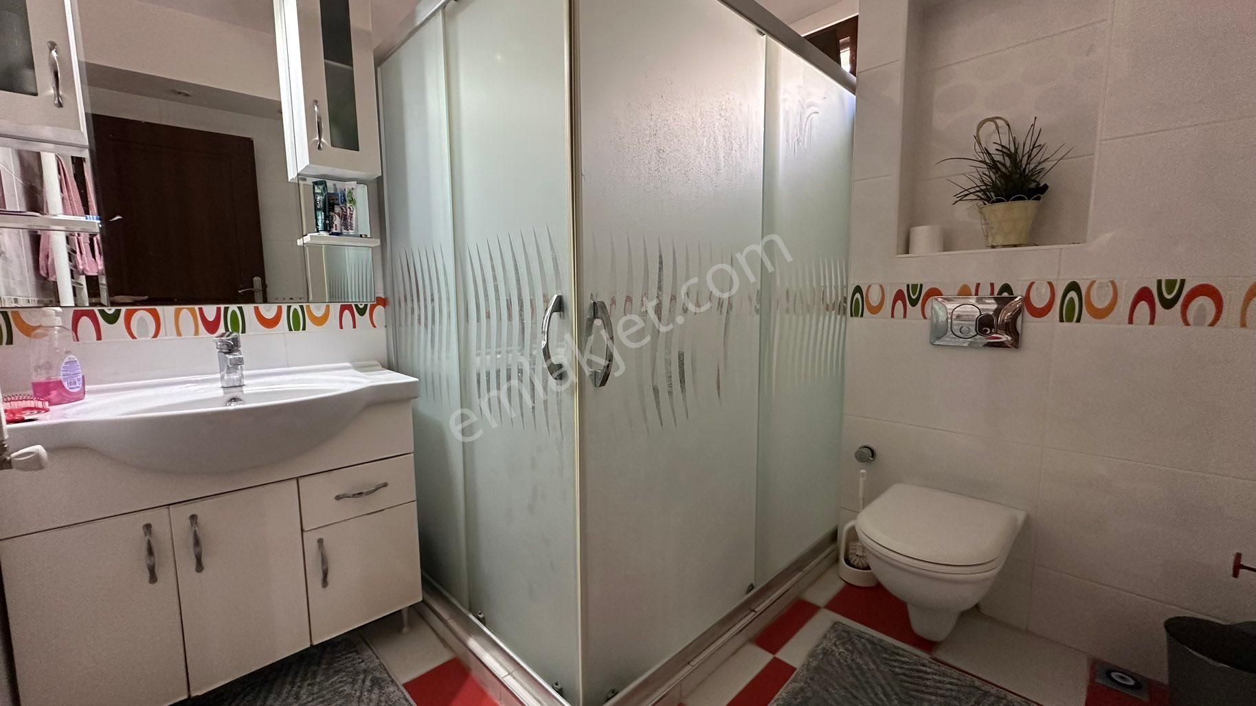 Urla Zeytinalanı Sahilde Deniz Manzaralı Satılık 3 Katlı Villa - Görsel 28