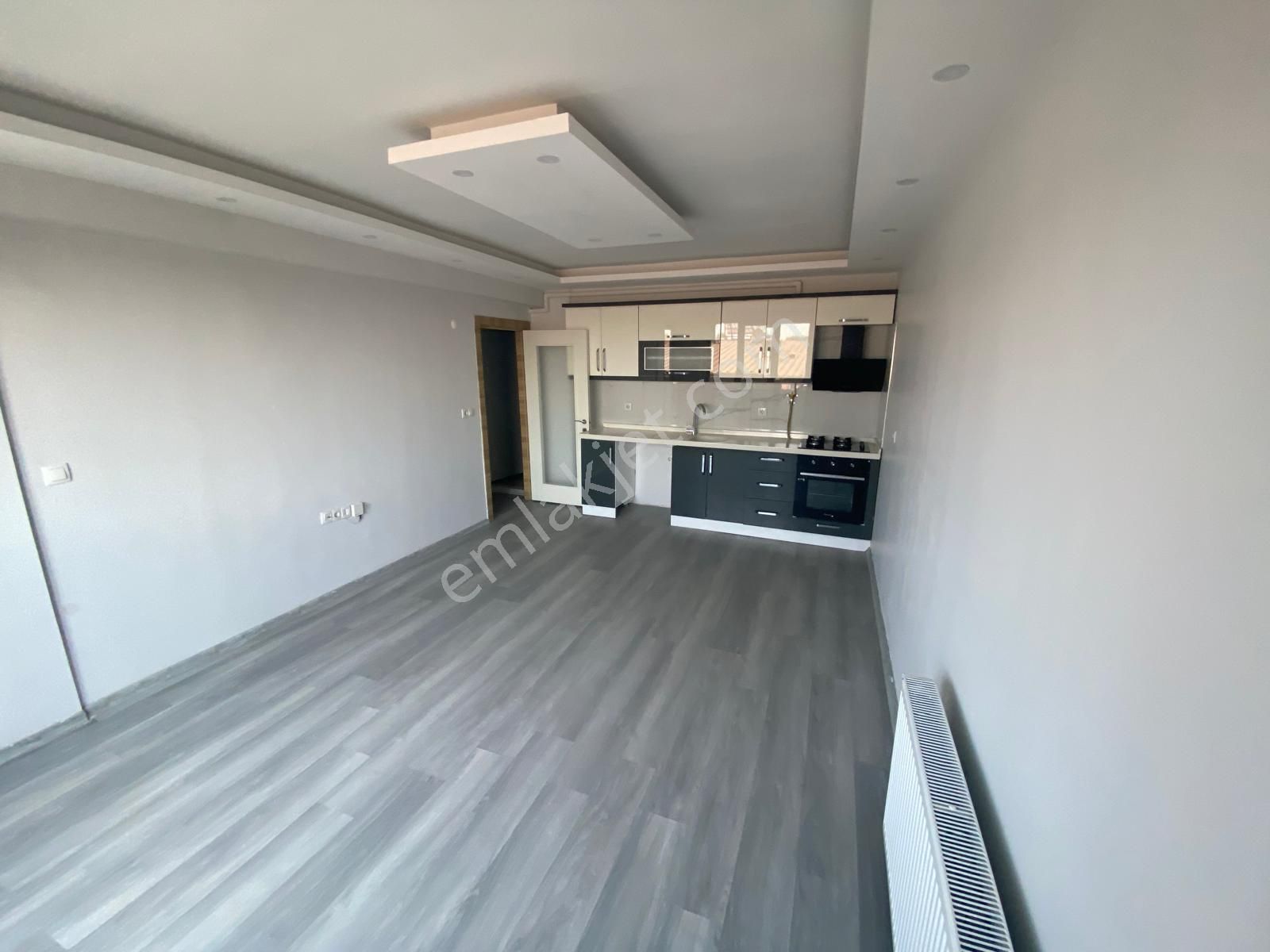Balıkesir Edremit Hekimzade Mahallesi 1+1 Daire Satılık
