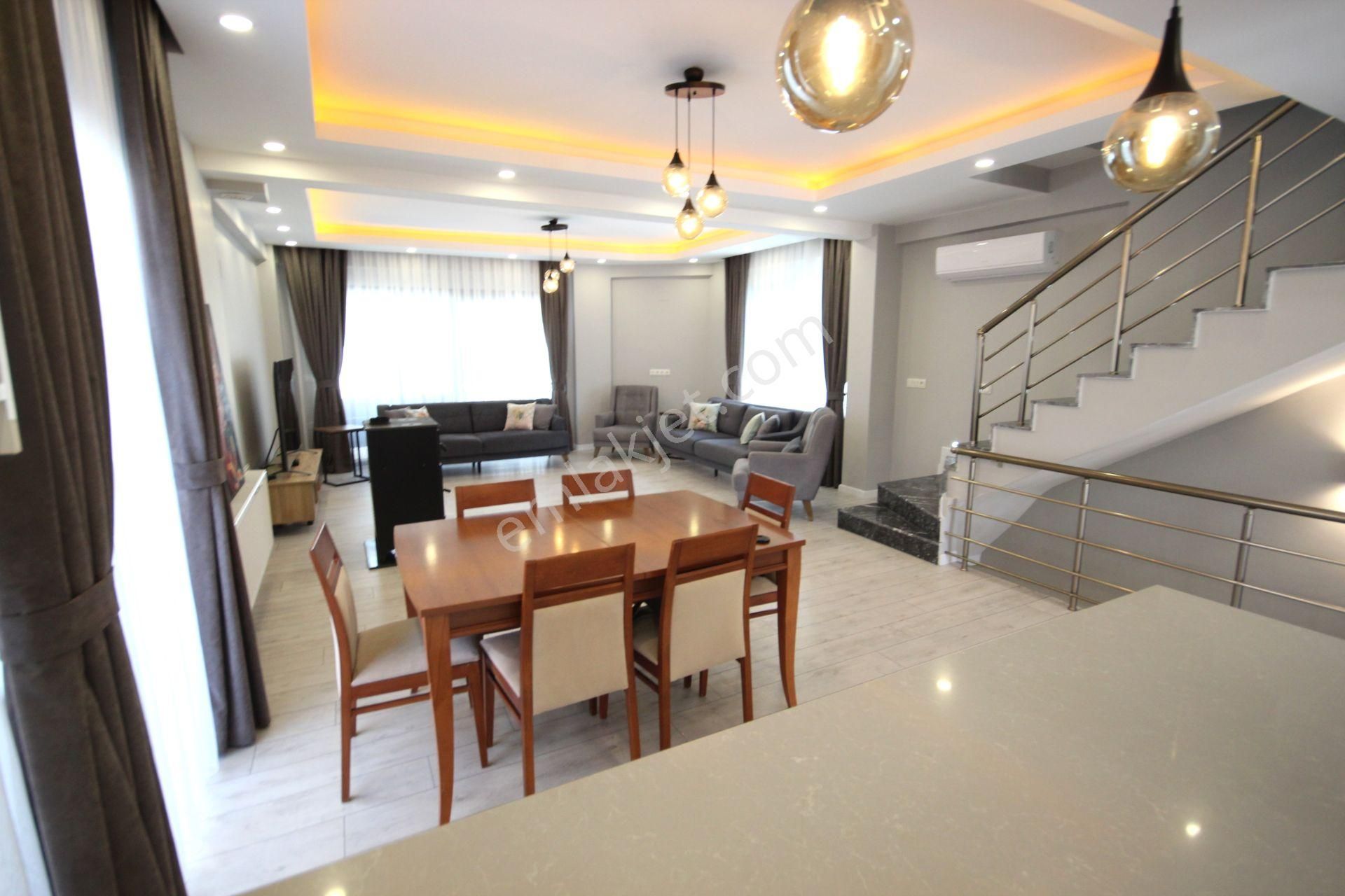 Goldhouse Dan Satılık Villa Yeşilüzümlüde Havuzlu Müstakil 5+1 - Görsel 6