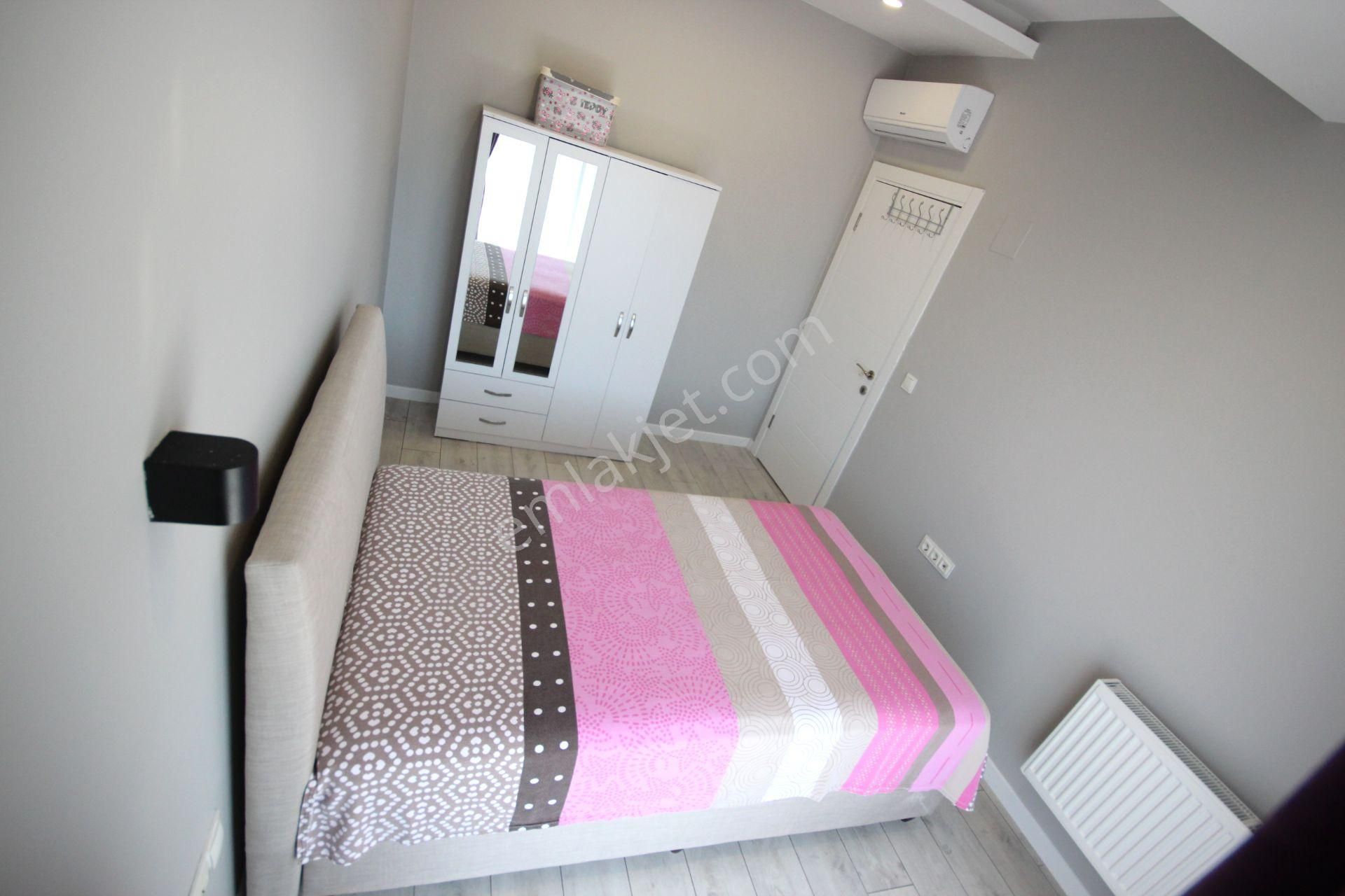 Goldhouse Dan Satılık Villa Yeşilüzümlüde Havuzlu Müstakil 5+1 - Görsel 23