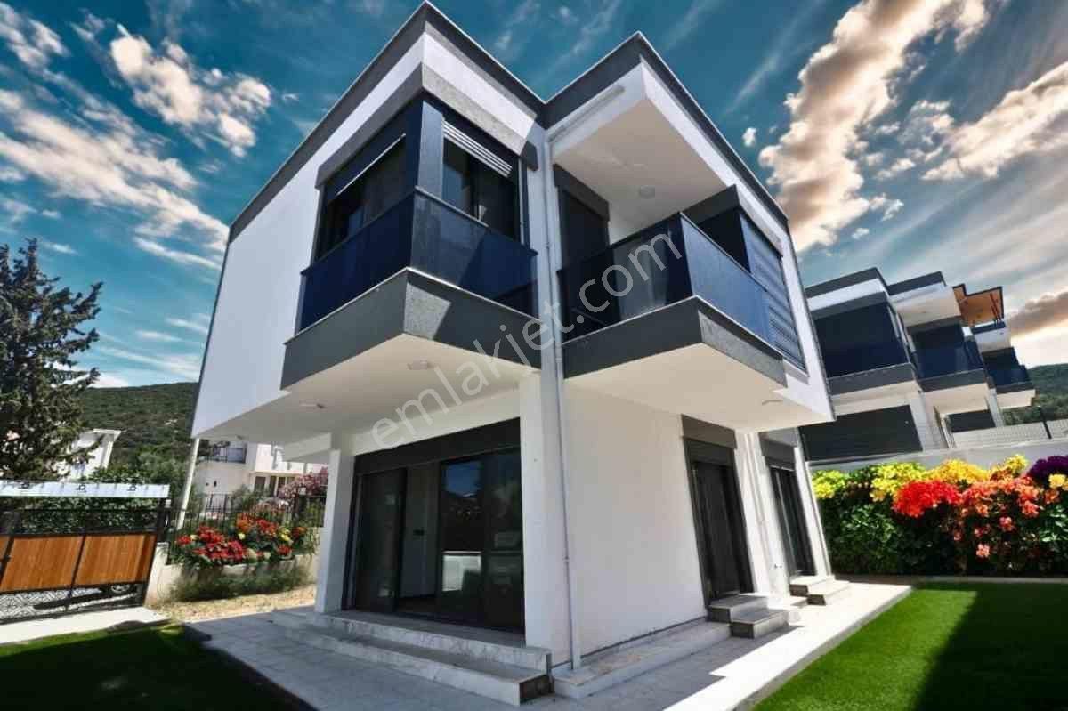 Akbük Ormanı İçinde, Deniz Manzaralı 3+1 Müstakil Villa