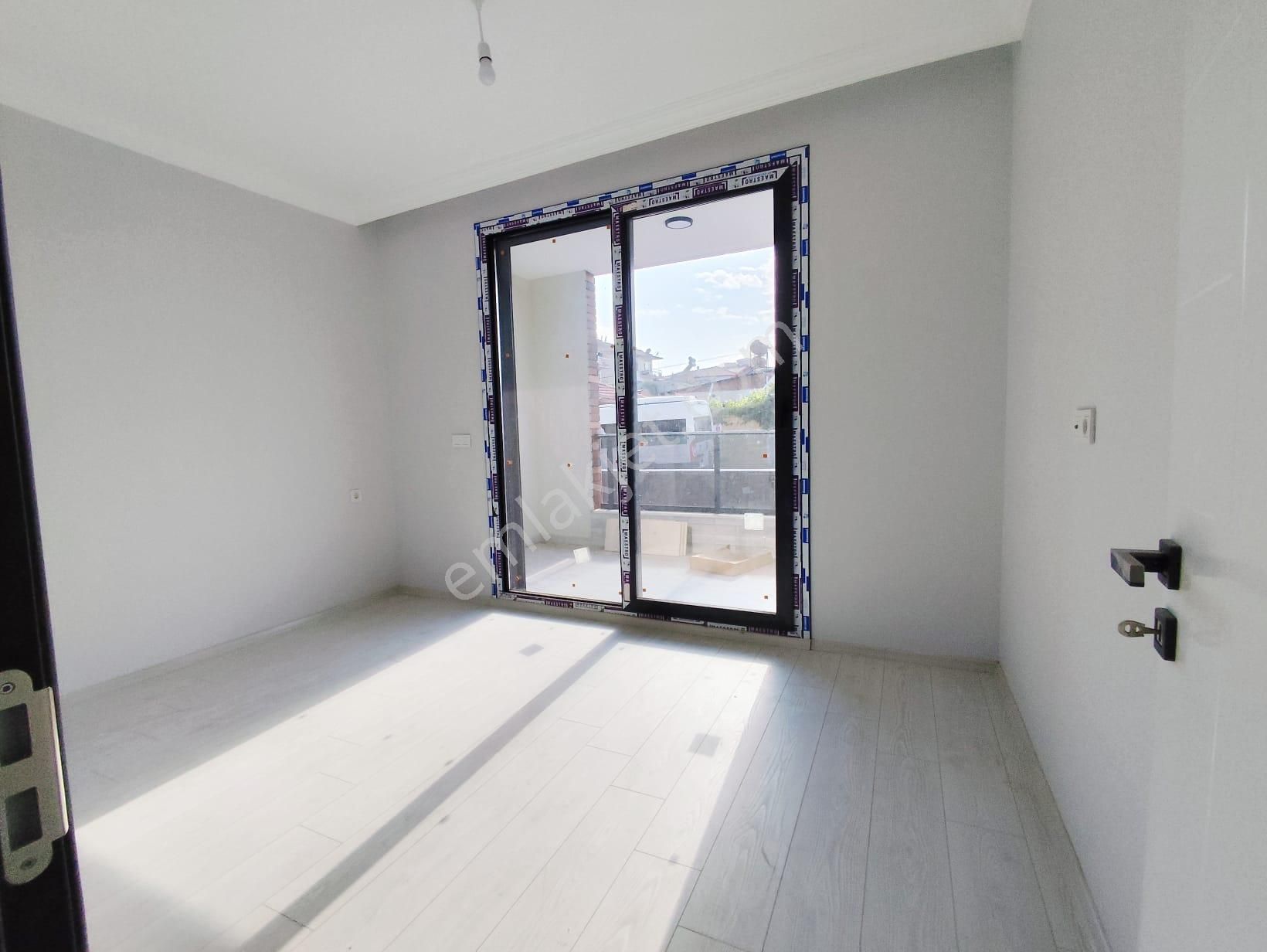 Ayvalık Altınovada 3 Katlı Binanın 2.katı 2+1 Sıfır Lüks Daire - Görsel 24