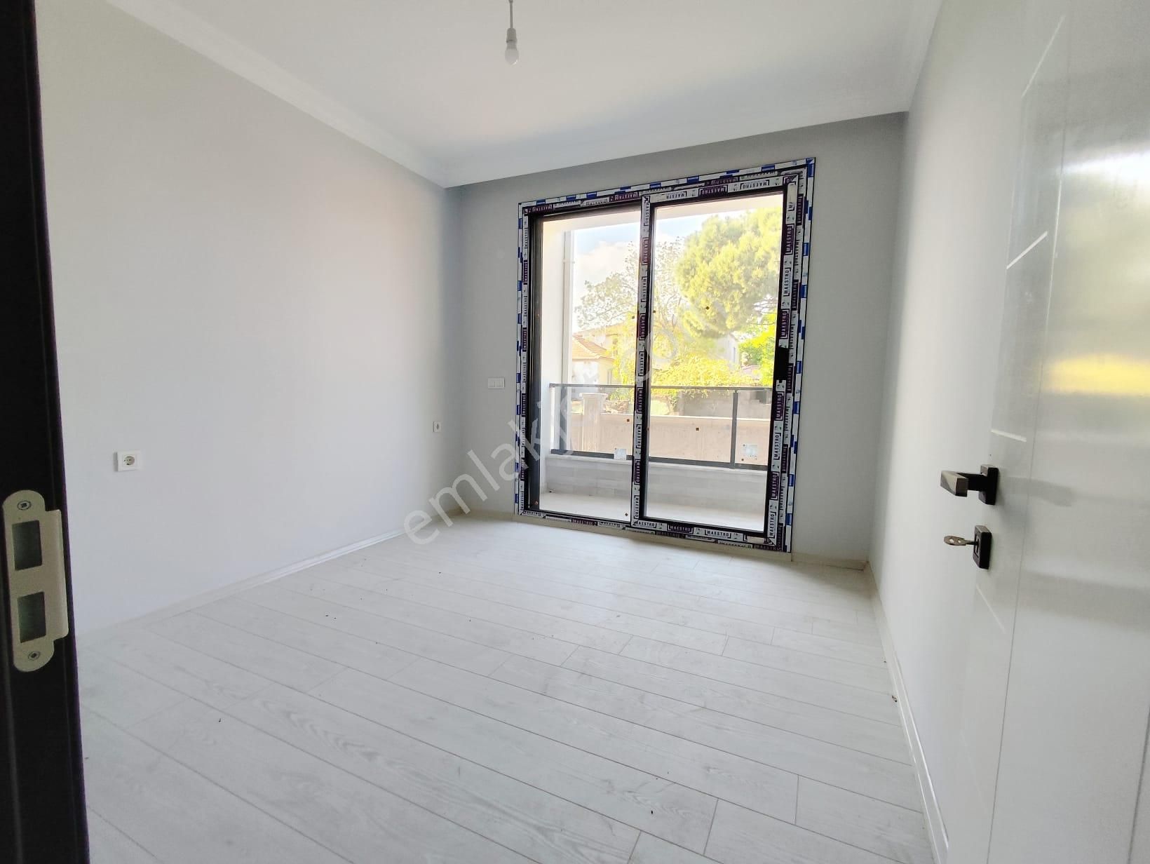 Ayvalık Altınovada 3 Katlı Binanın 2.katı 2+1 Sıfır Lüks Daire - Görsel 27