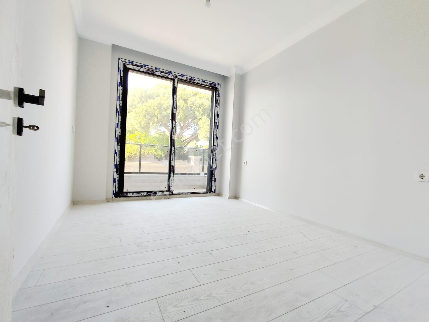 Ayvalık Altınovada 3 Katlı Binanın 2.katı 2+1 Sıfır Lüks Daire - Görsel 26