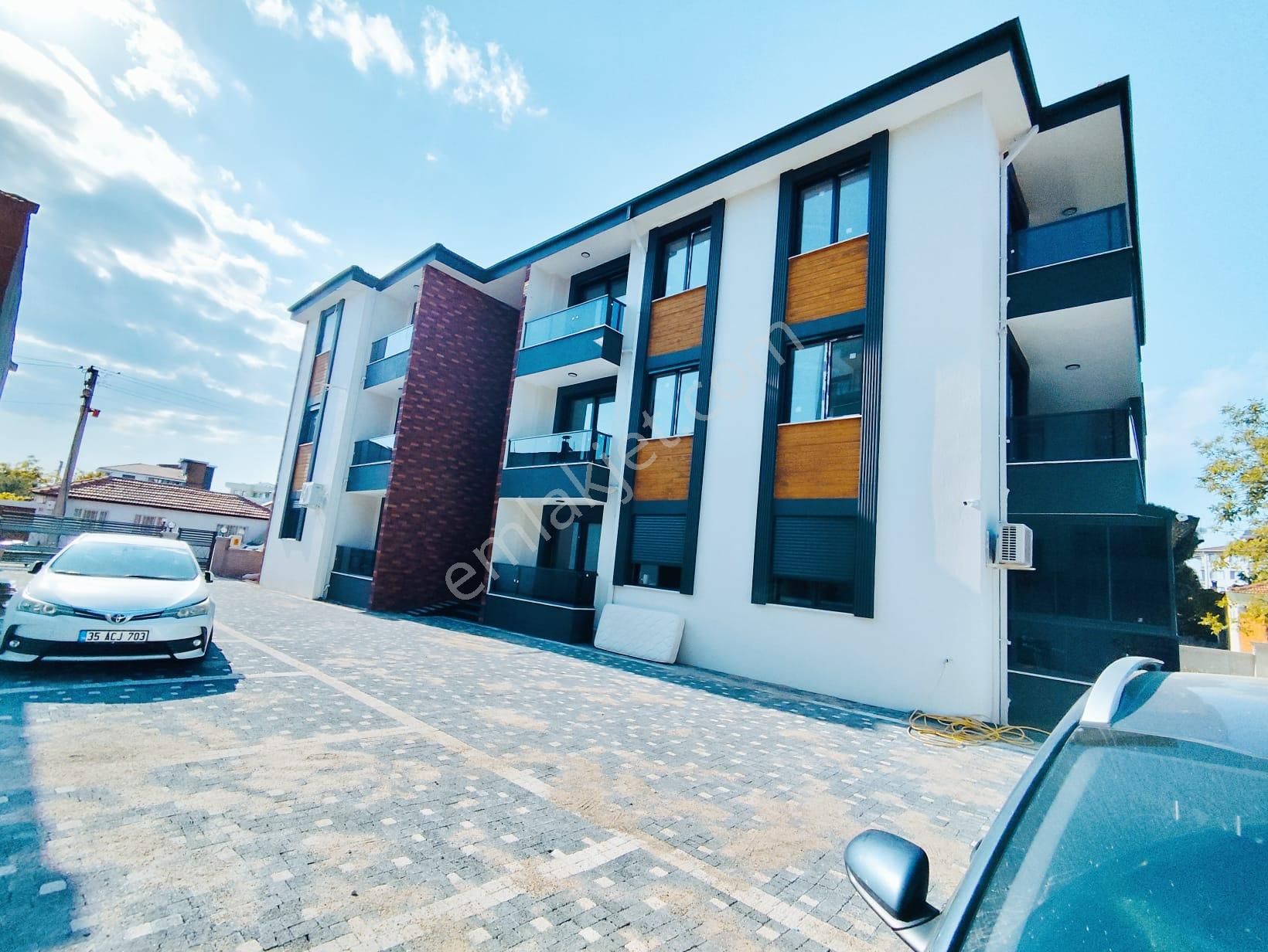 Ayvalık Altınovada 3 Katlı Binanın 2.katı 2+1 Sıfır Lüks Daire - Görsel 2