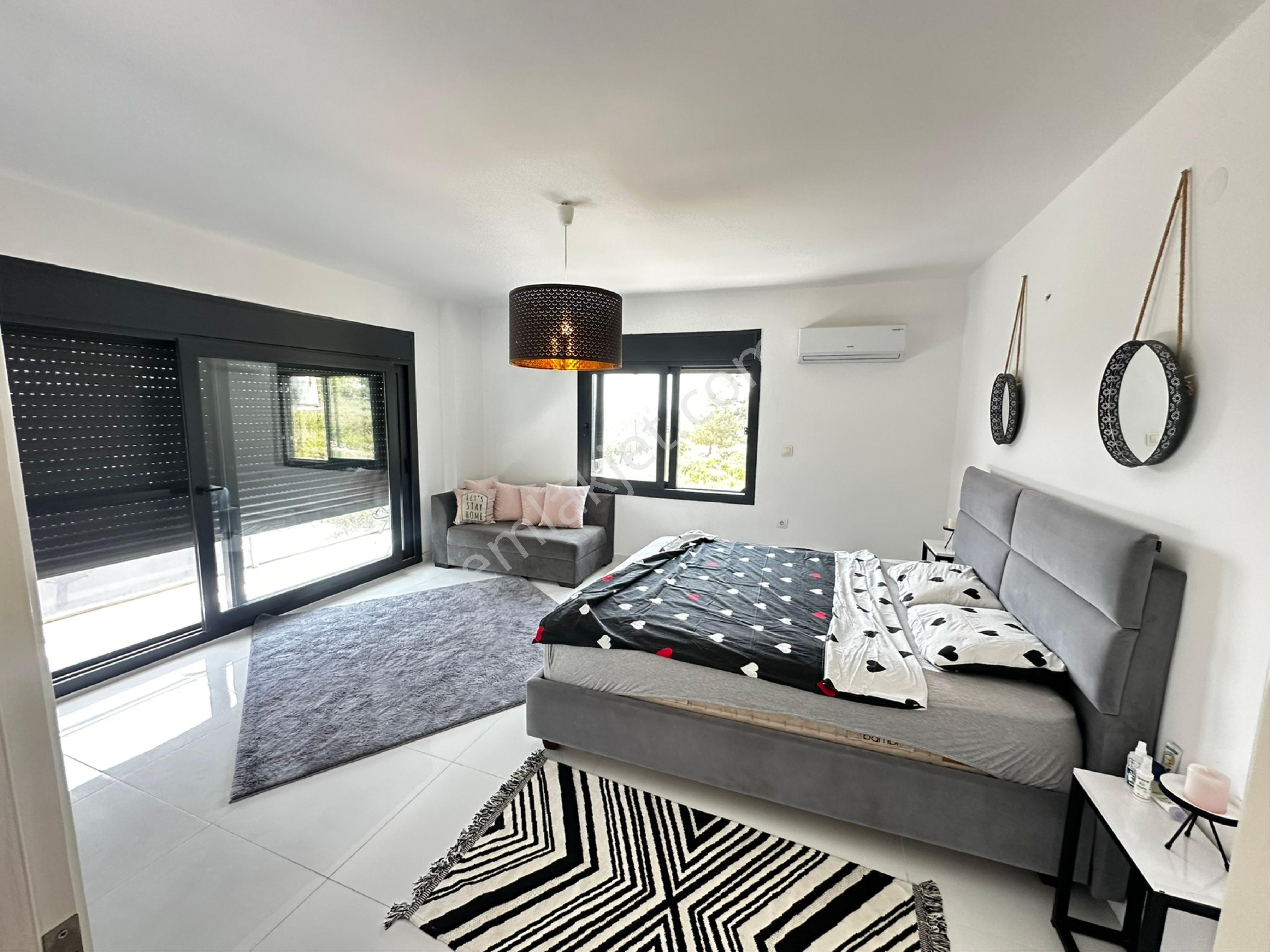Didimde 4+1 Havuzlu Otoparklı 600m2 Arsa İcinde Lüks Kelepir Villa - Görsel 26