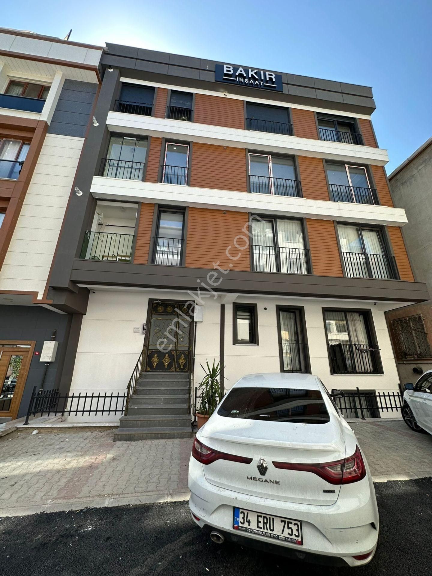 Sahibinden Metroya Yakın Ebeveyn Banyolu Otoparklı 3+1 Daire