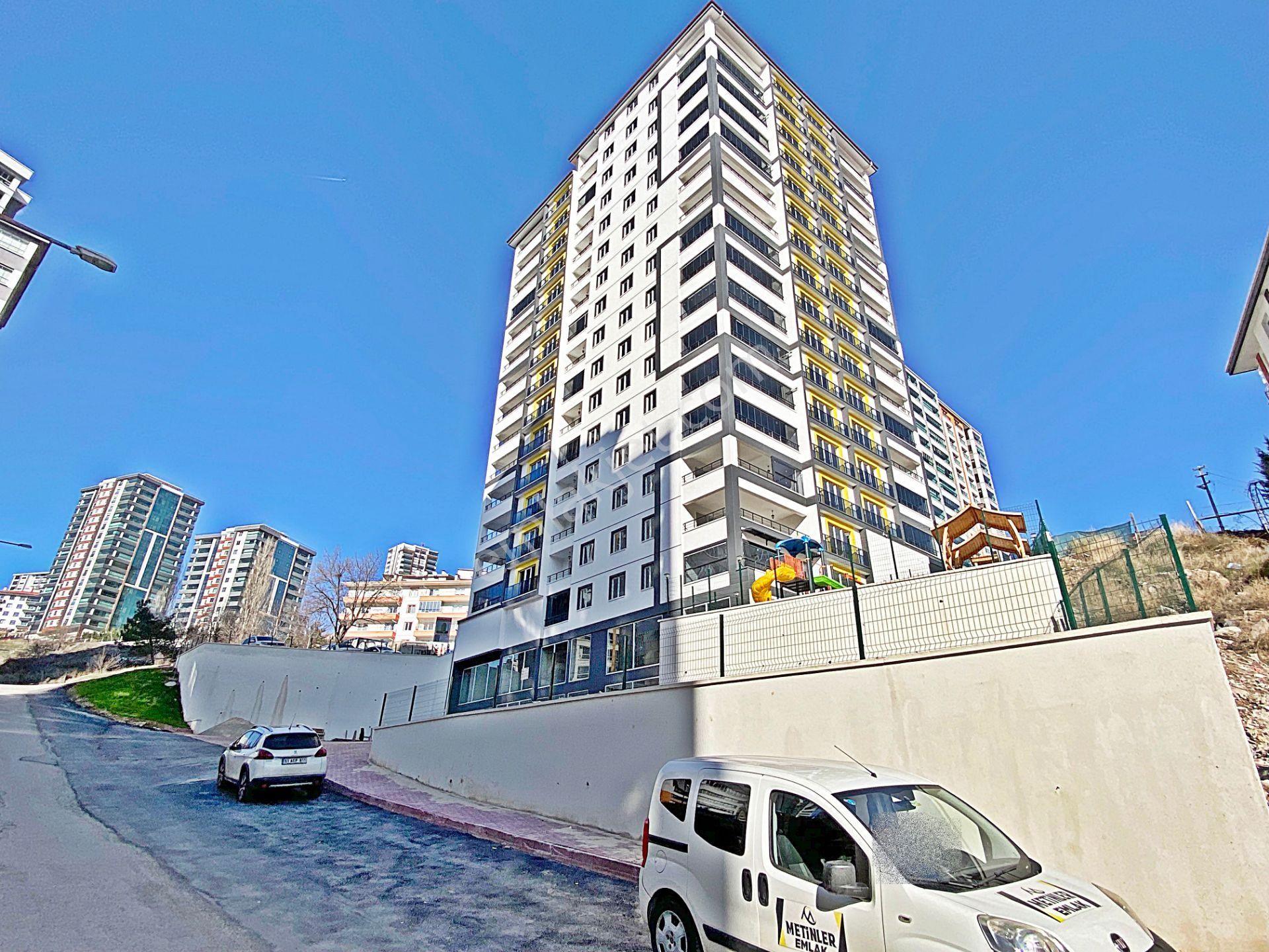 4+1 Sıfır 14.kat Yerden Isıtma Teras Balkon Bölgede Emsali Yok