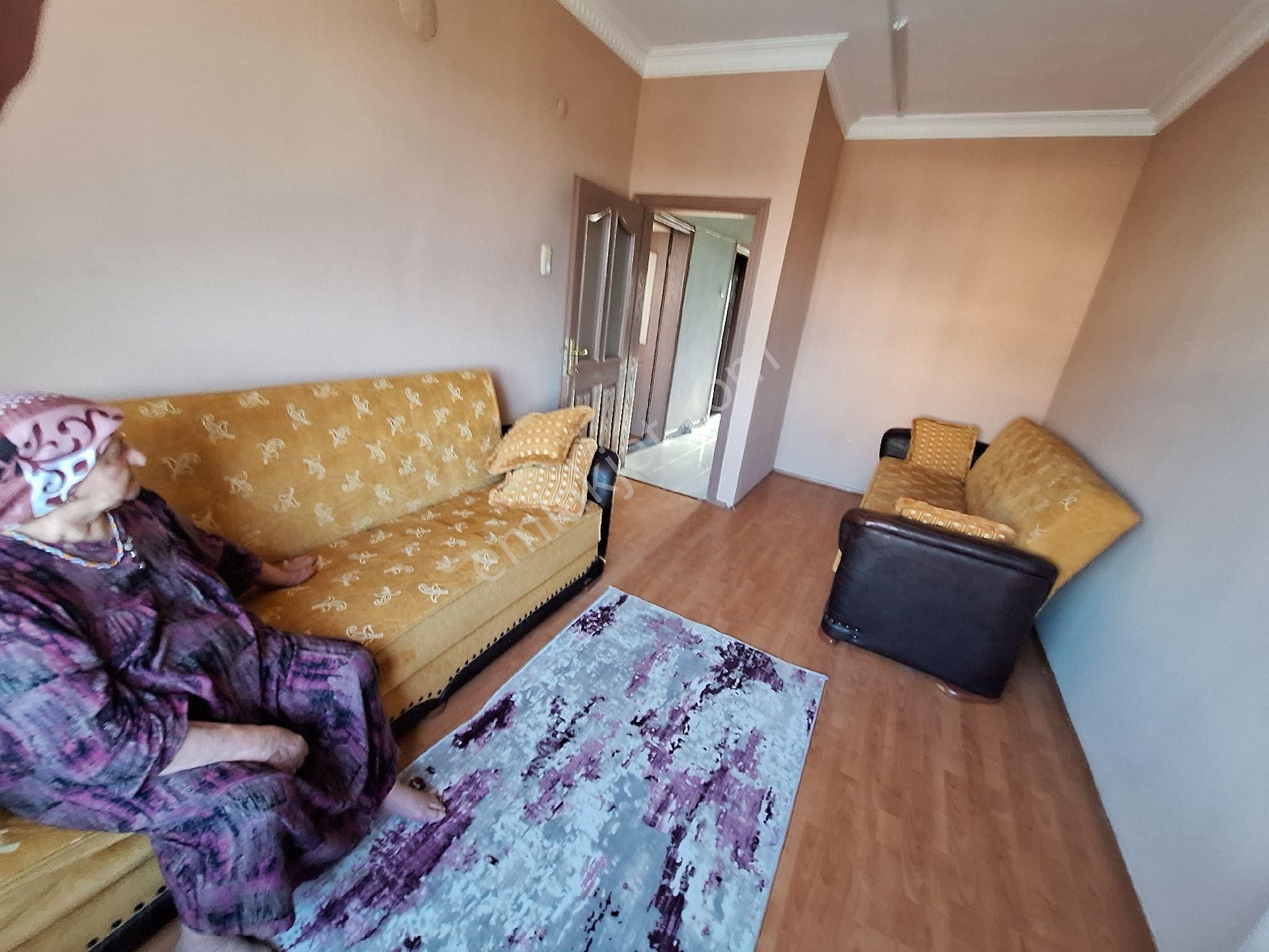 Yazlık Denize Evle 2.kat 2+1 Acil Satılık - Görsel 3