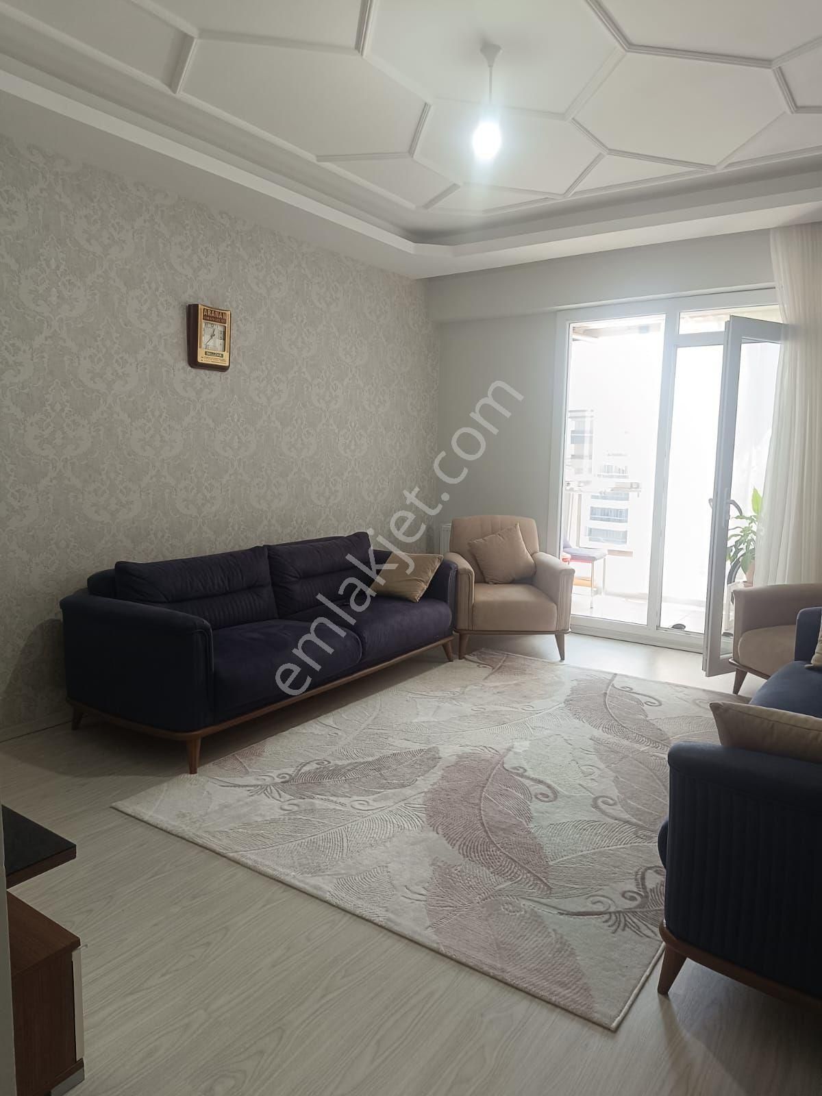 Bağcılar Paris Düğün Salonu Civarı 3+1 Bakımlı Satılık Daire
