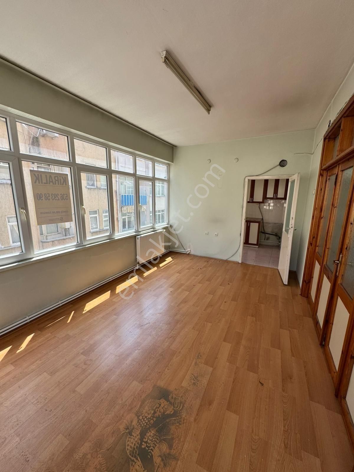 Samsun İlkadım Çiftlik İş Bankası Yakını 2+1 Geniş Kiralık Daire