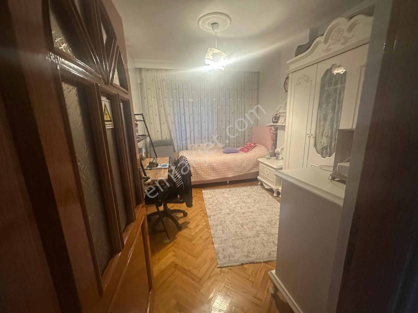 Baki Emlak'tan Kartal Orhantepe Geniş 3+1 Eşyalı Daire