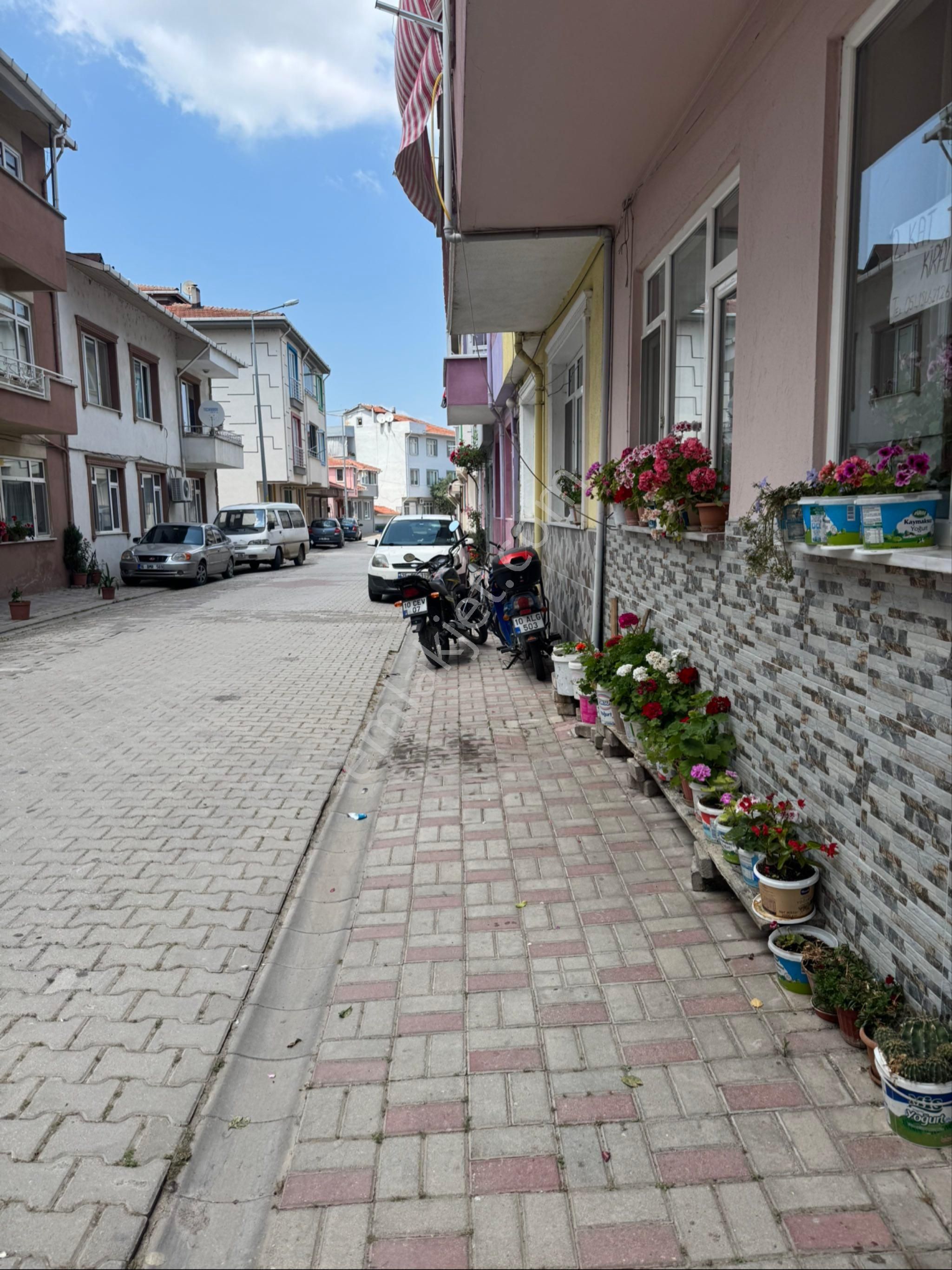 Denizli Emlaktan 3+1 Kiralık Daire