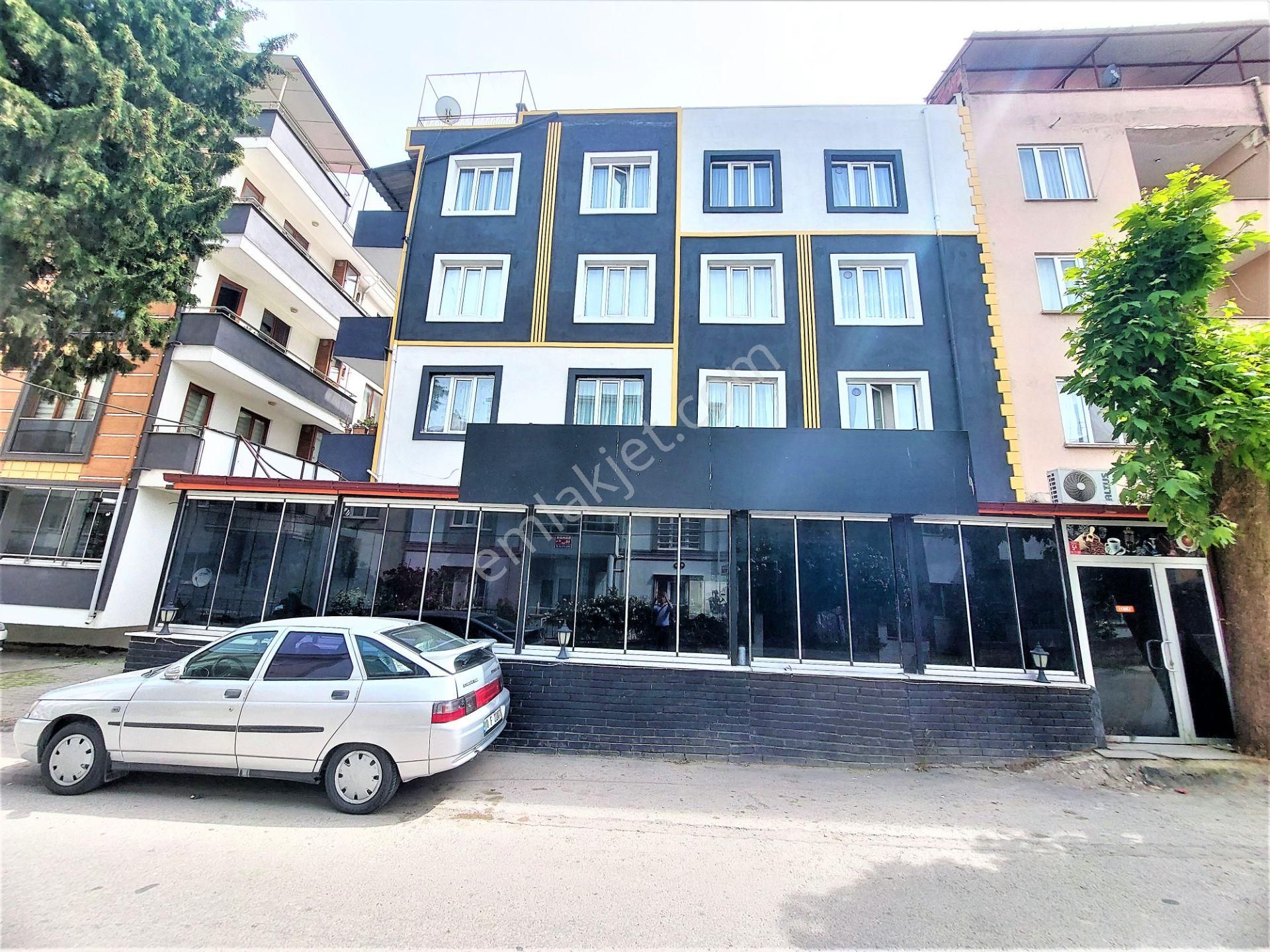 El/ya'dan Soma Cad.yakını▄ Eşyalı 3+1 ▄ 4 Kişilik▄ Yemen Kahvesi