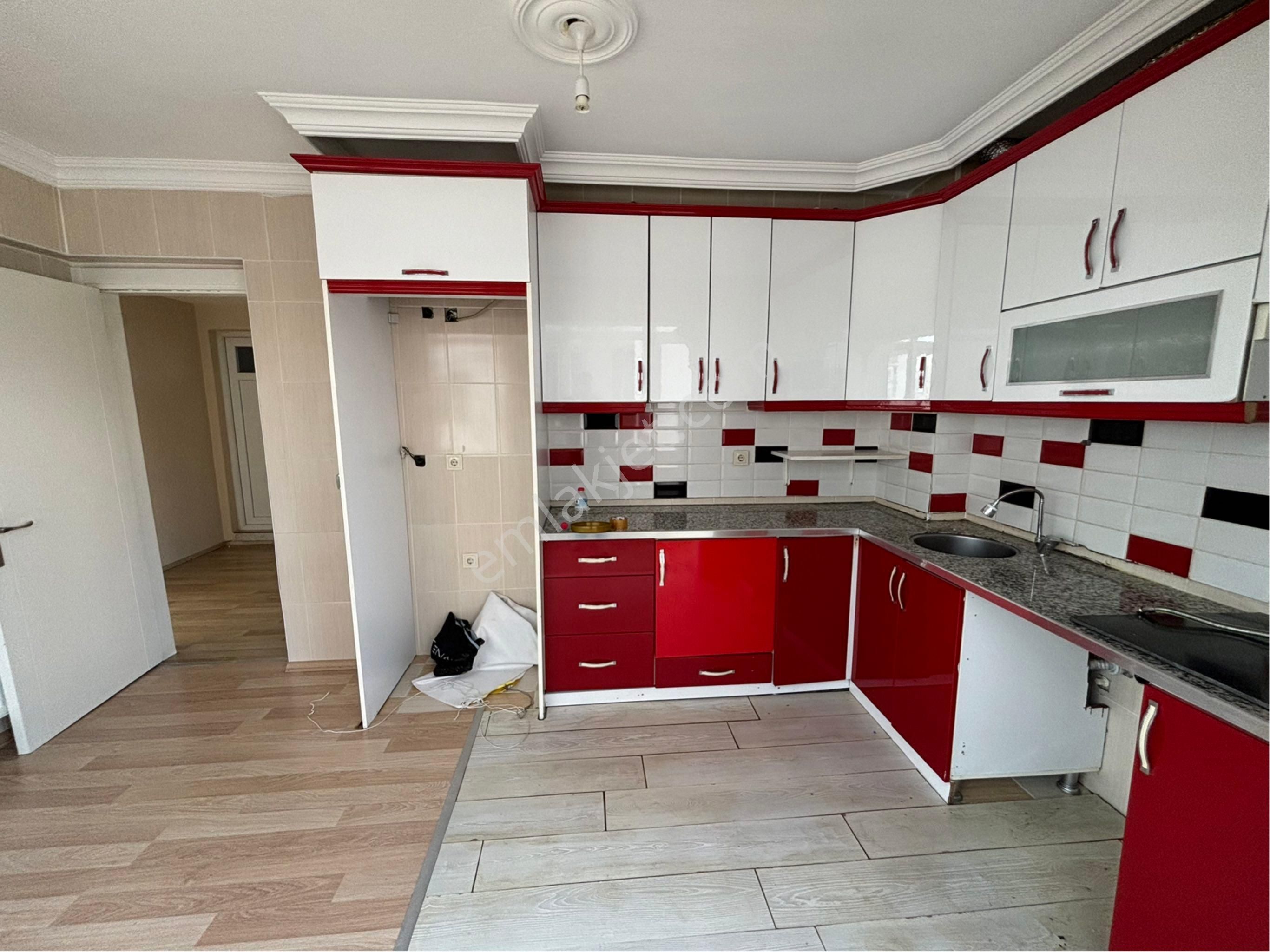 Ayrancılar’da Kiralık 3+1 Arakat D.gazlı Daire Bahçeli Nizam