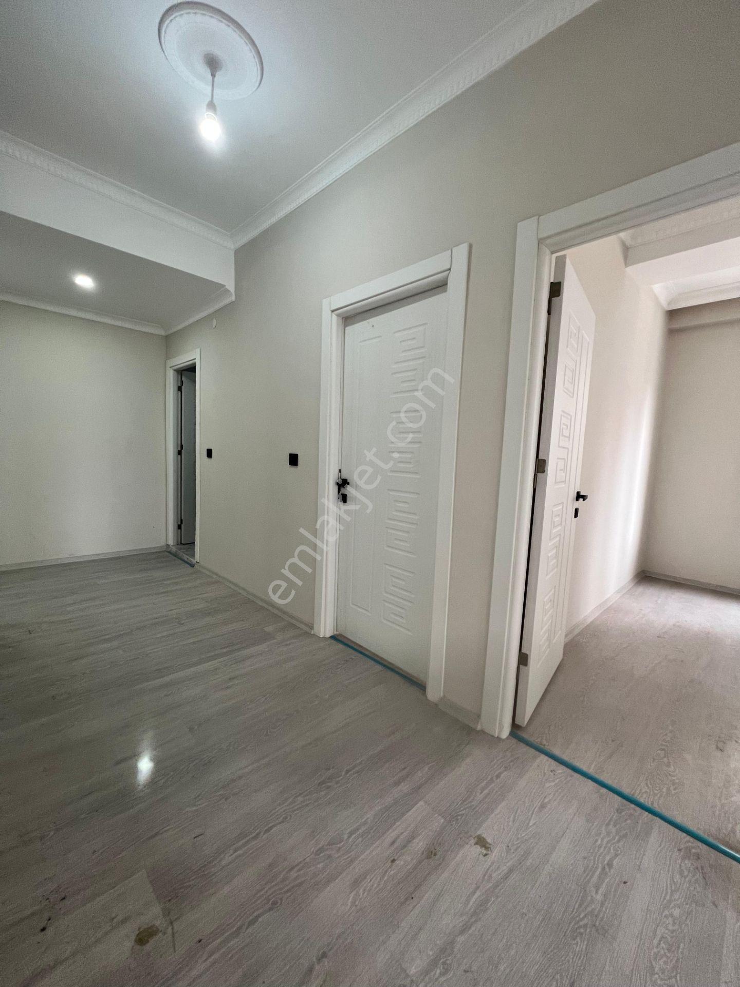 Bolluca Merkezde Sıfır Binada 4+2 Dublex Daire - Görsel 13