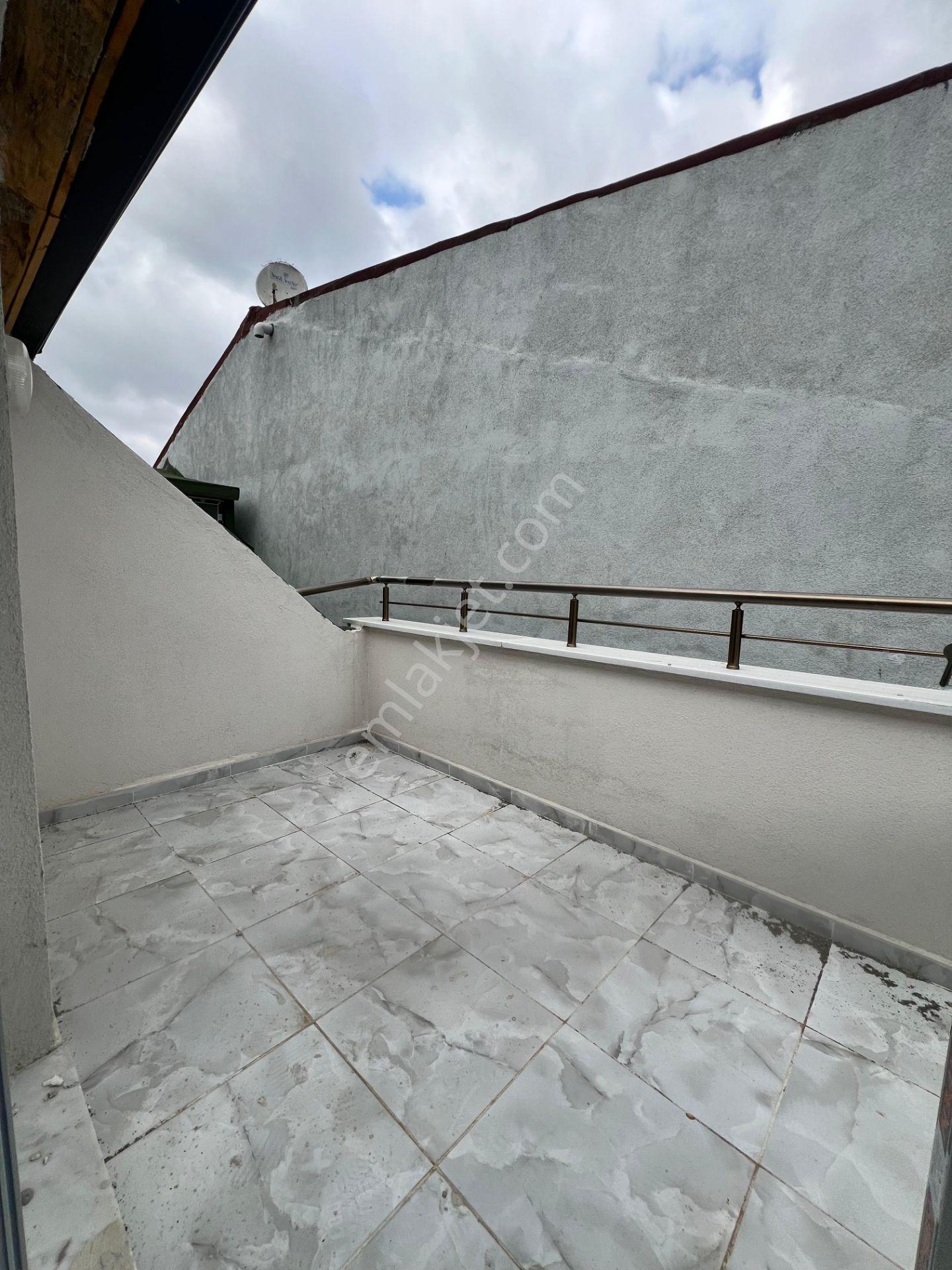 Bolluca Merkezde Sıfır Binada 4+2 Dublex Daire - Görsel 2