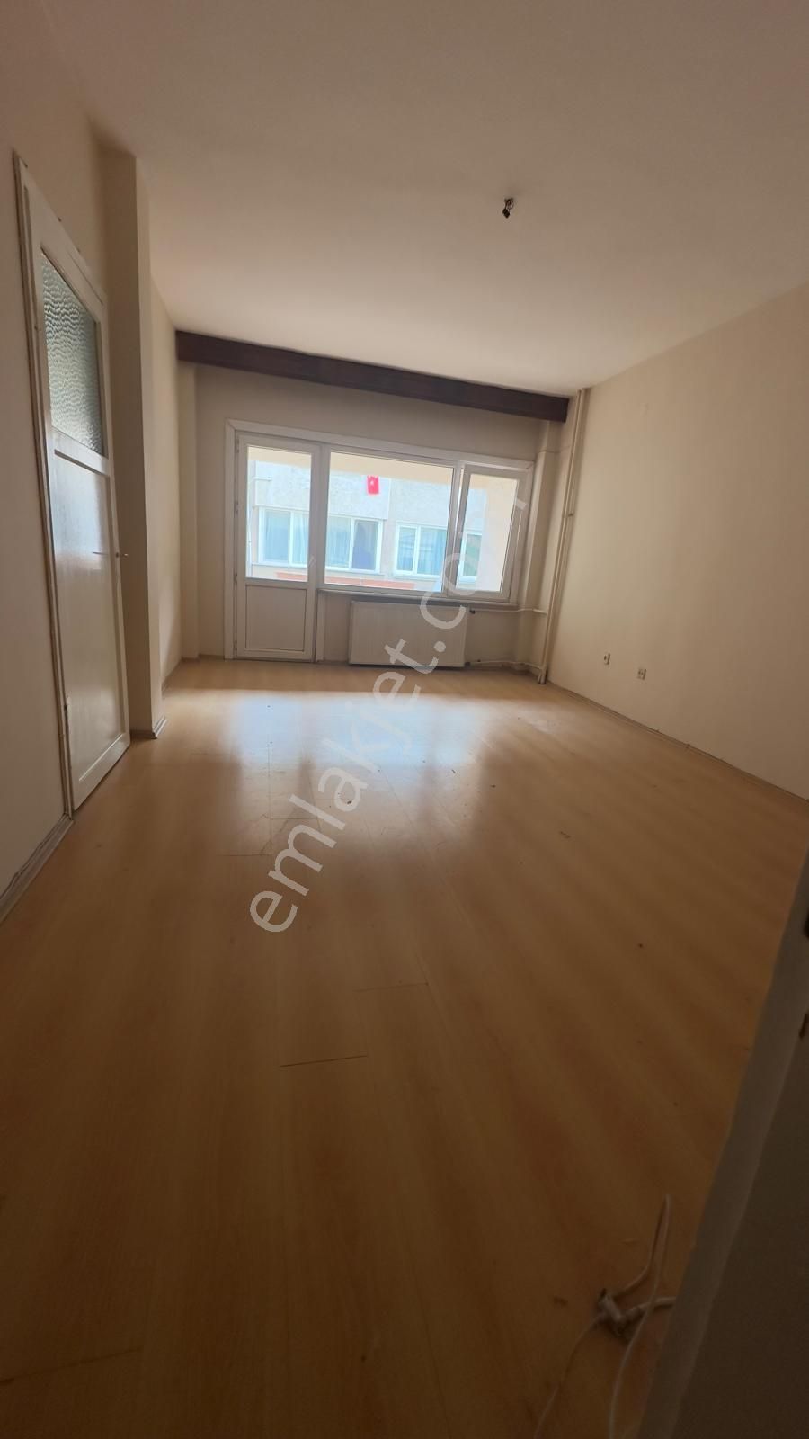 Cemenzar Ortabahar Sokak Sonu Kiralık 2+1 Daire