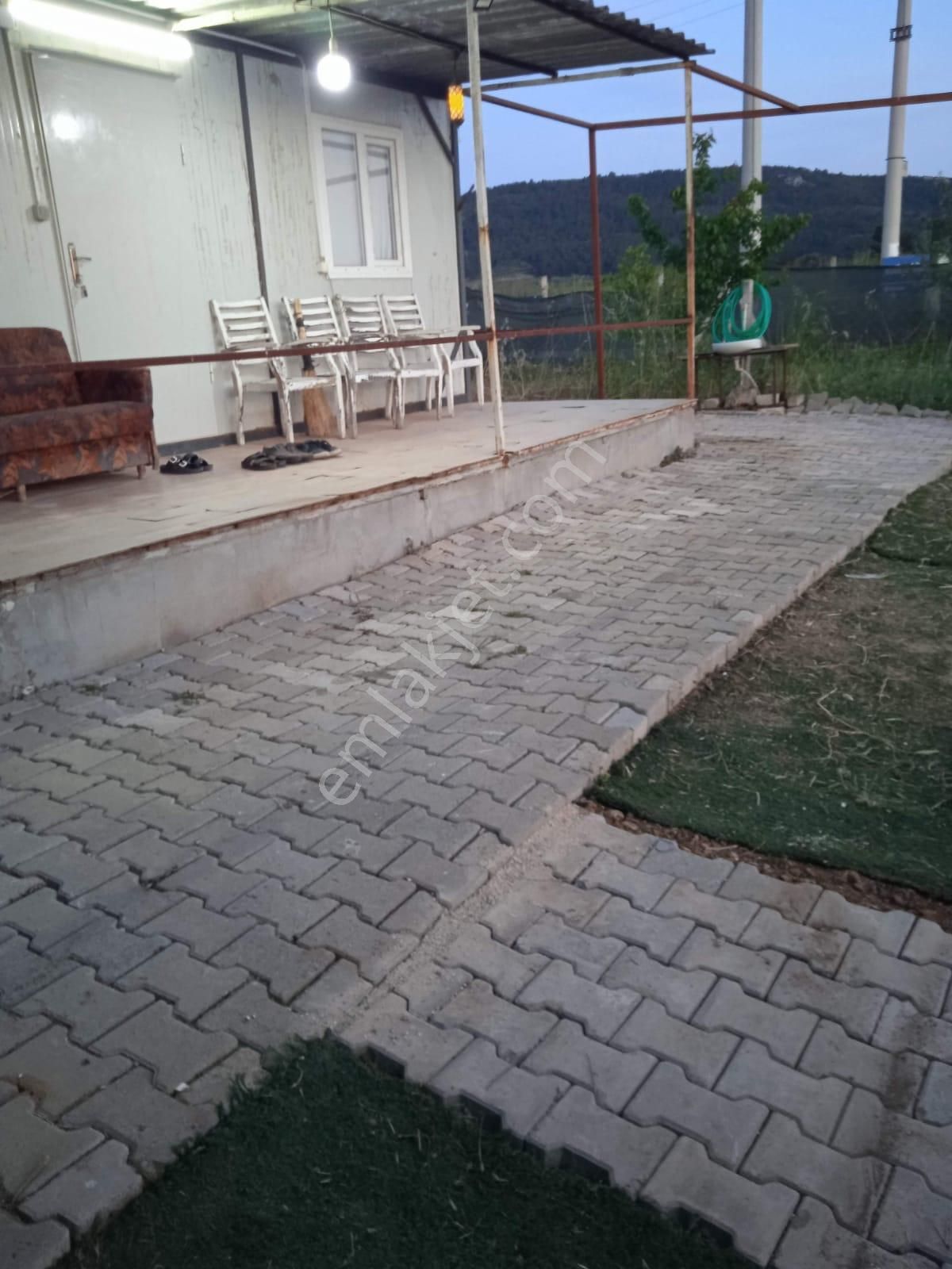 Menderes Çakaltepe De 440 M2 Arsa İçinde Konteyner Ev - Görsel 15