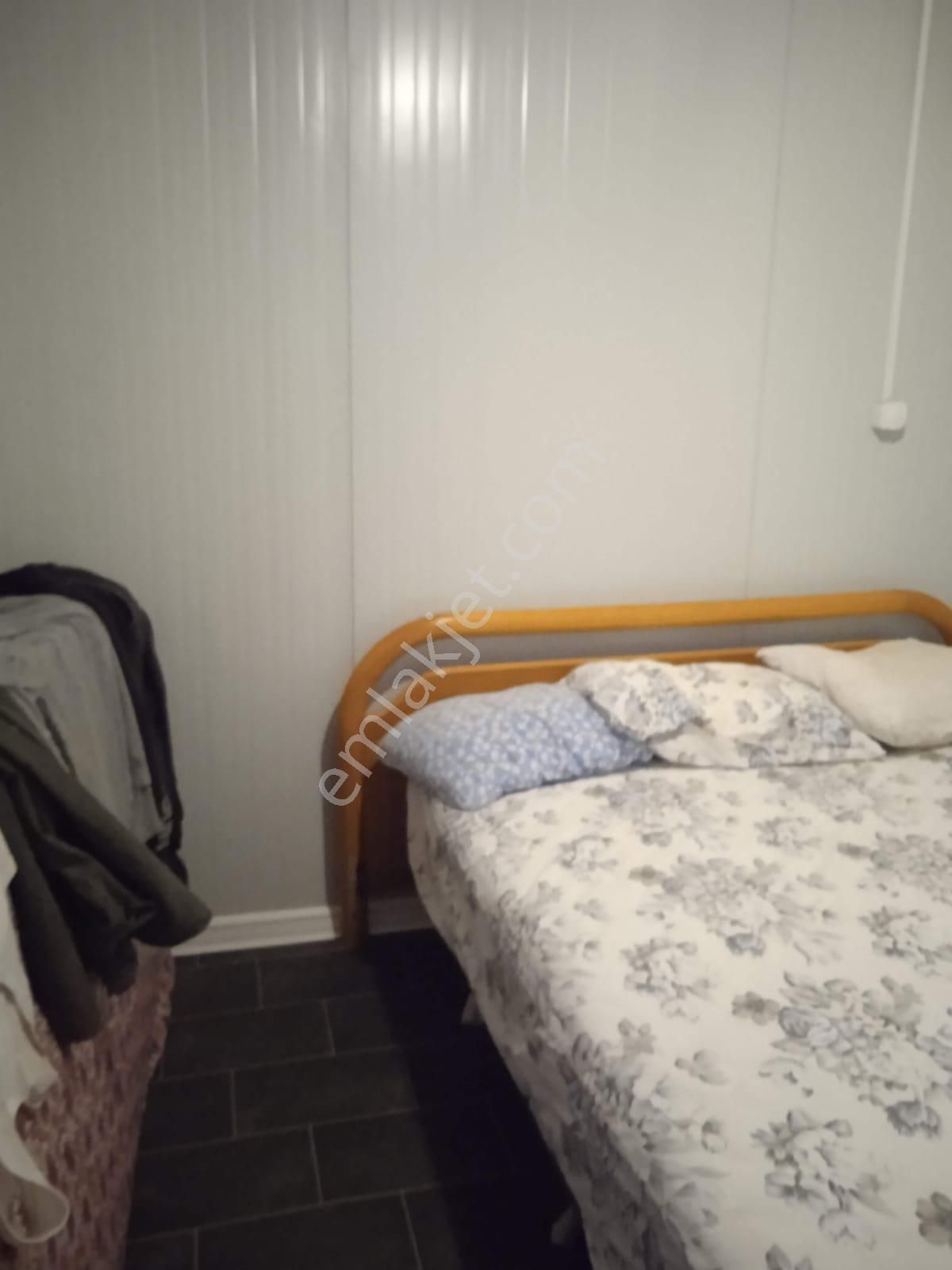 Menderes Çakaltepe De 440 M2 Arsa İçinde Konteyner Ev - Görsel 16