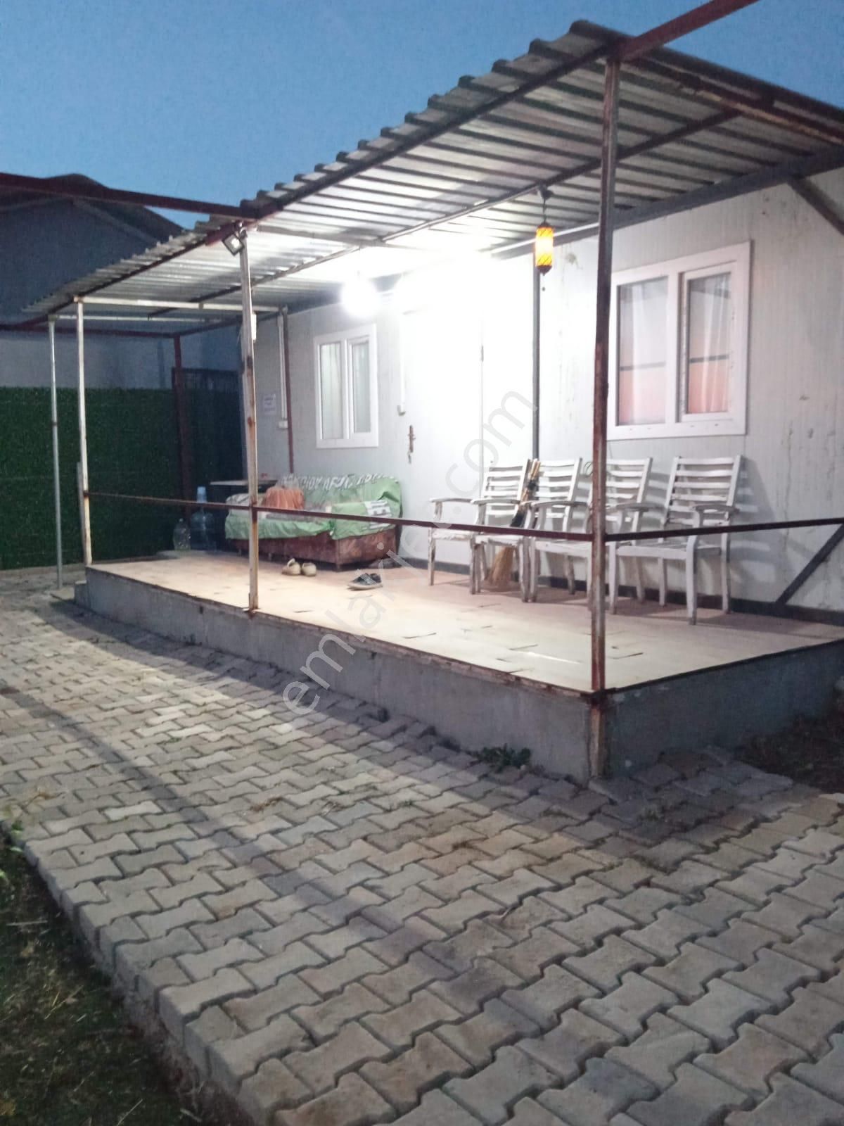 Menderes Çakaltepe De 440 M2 Arsa İçinde Konteyner Ev - Görsel 28