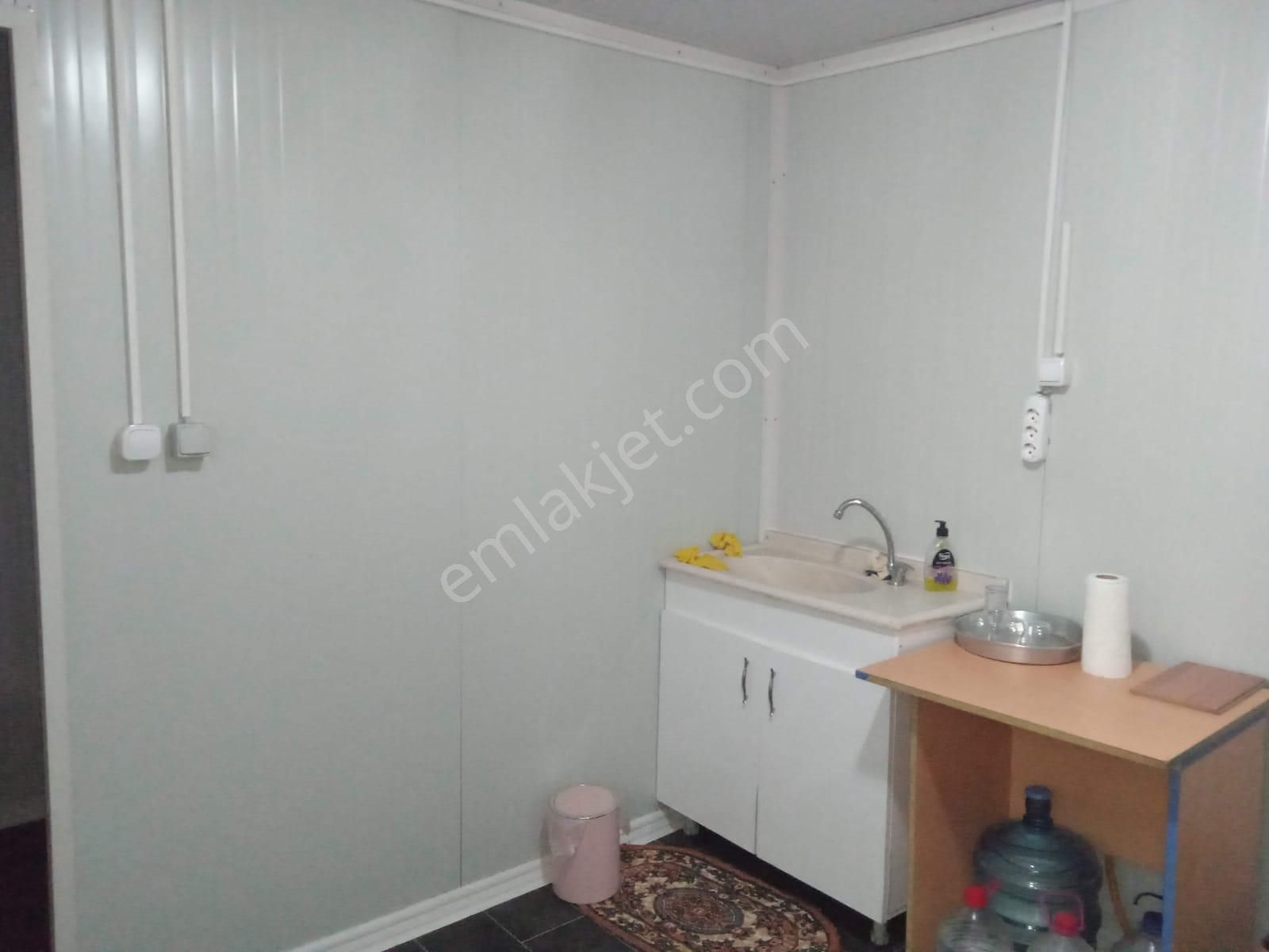 Menderes Çakaltepe De 440 M2 Arsa İçinde Konteyner Ev - Görsel 9