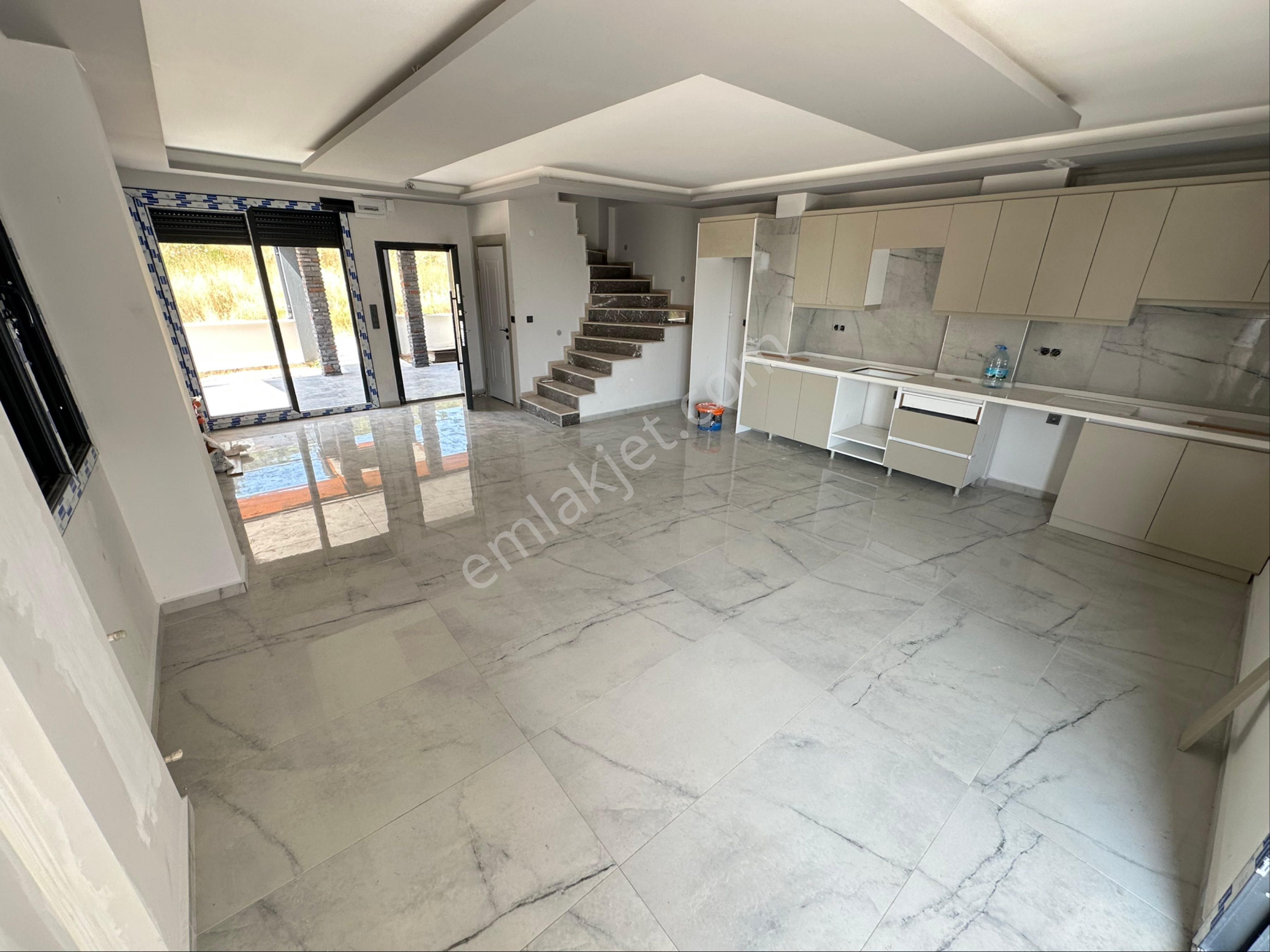 İzmir Seferihisar Doğanbey De Satılık 3+1 Yazlık Müstakil Villa - Görsel 13