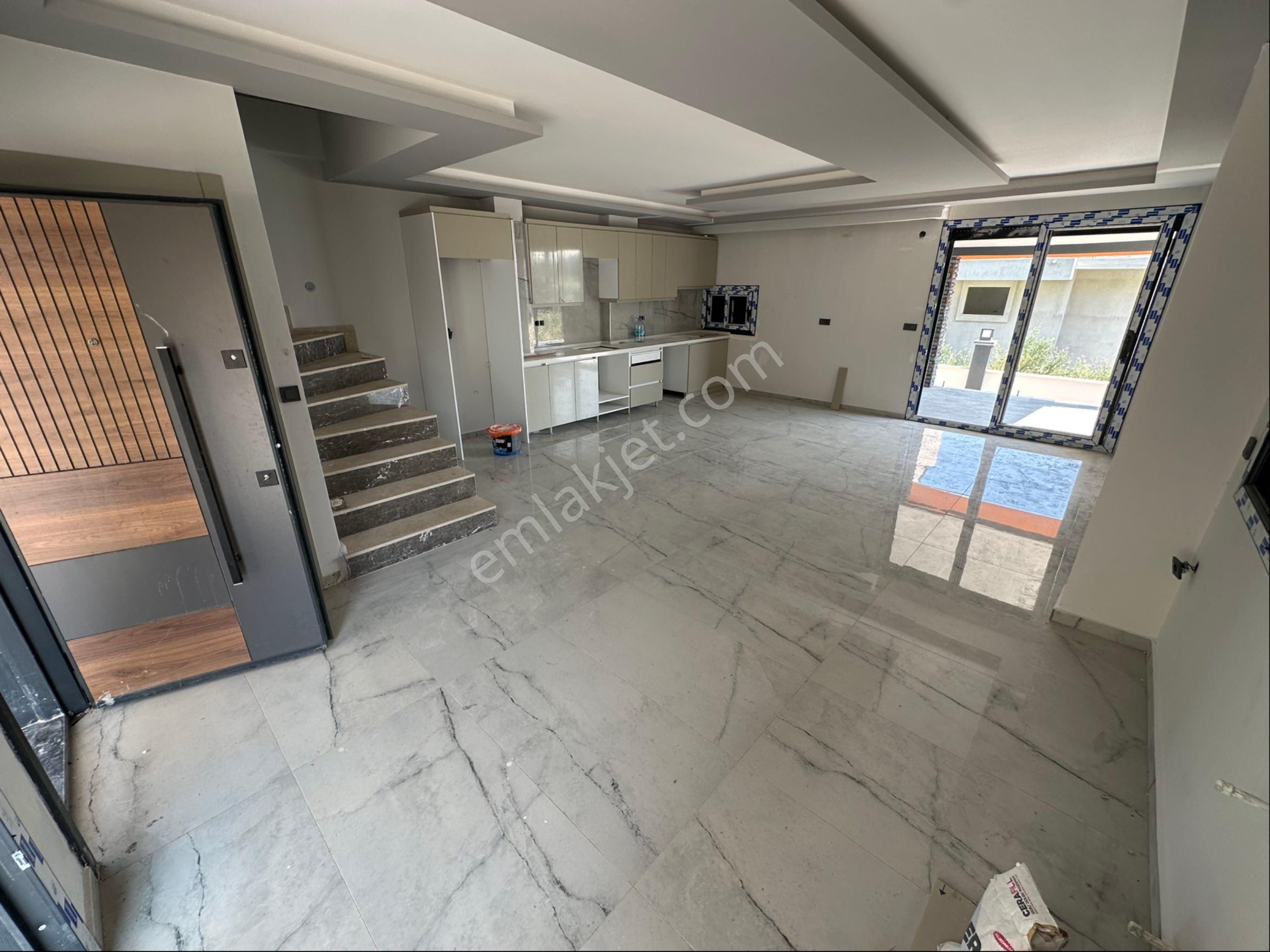 İzmir Seferihisar Doğanbey De Satılık 3+1 Yazlık Müstakil Villa - Görsel 11