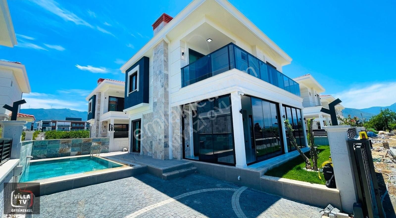 Davutlarda 3+1 Lüks Villa Doğayla İç İçe, Denize 2.9 Km!